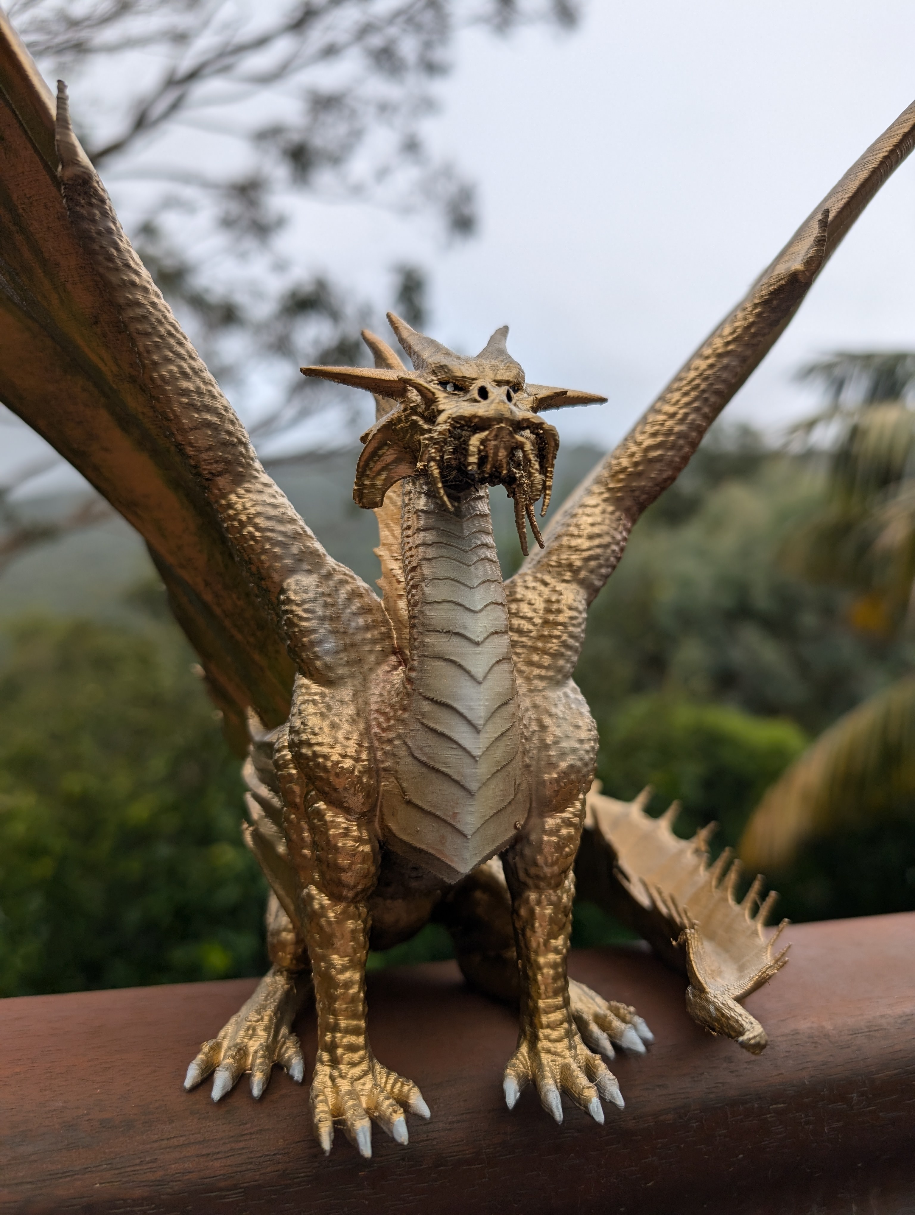 Behold the majestic Gold Dragon!