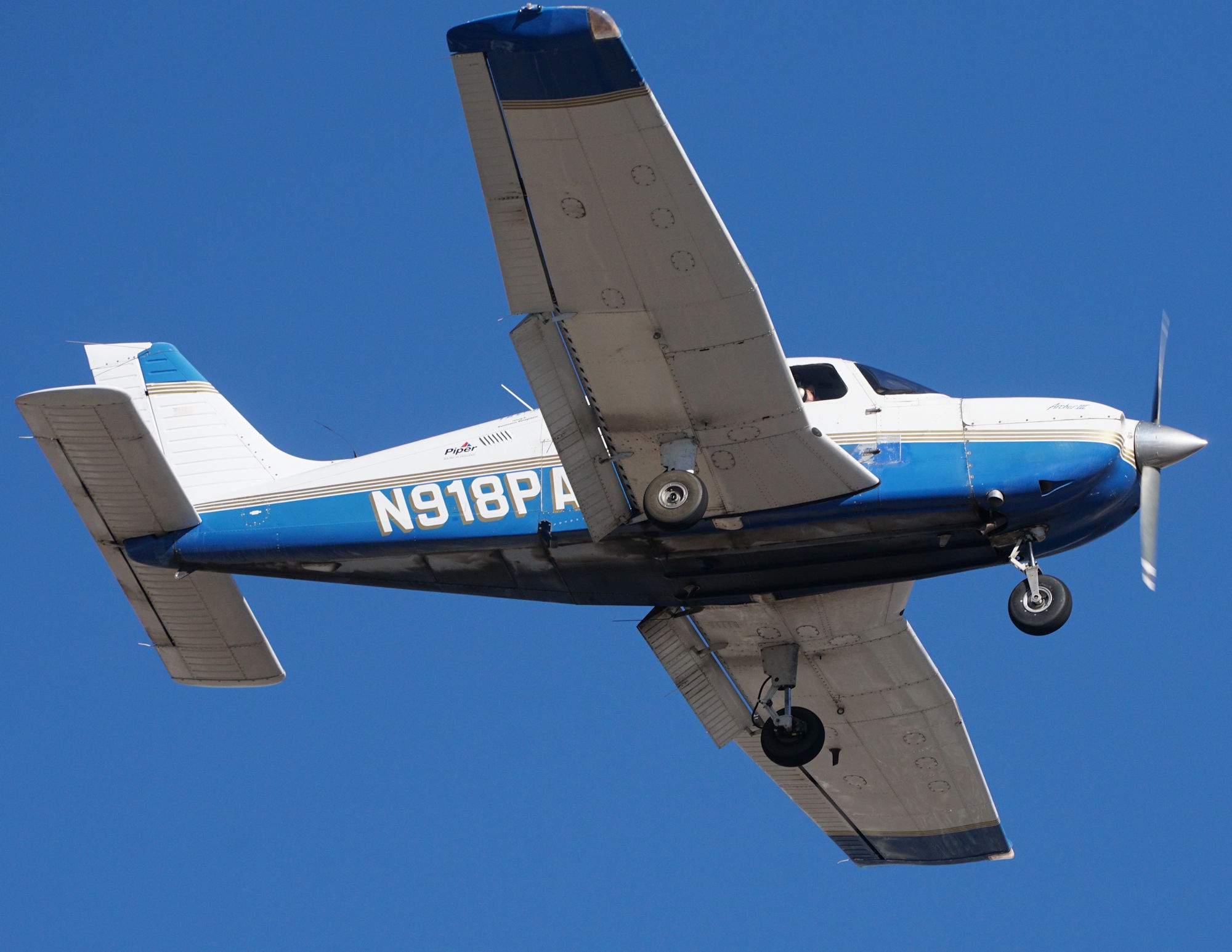 Welcome to Deer Valley Airport: A Scenic Getaway