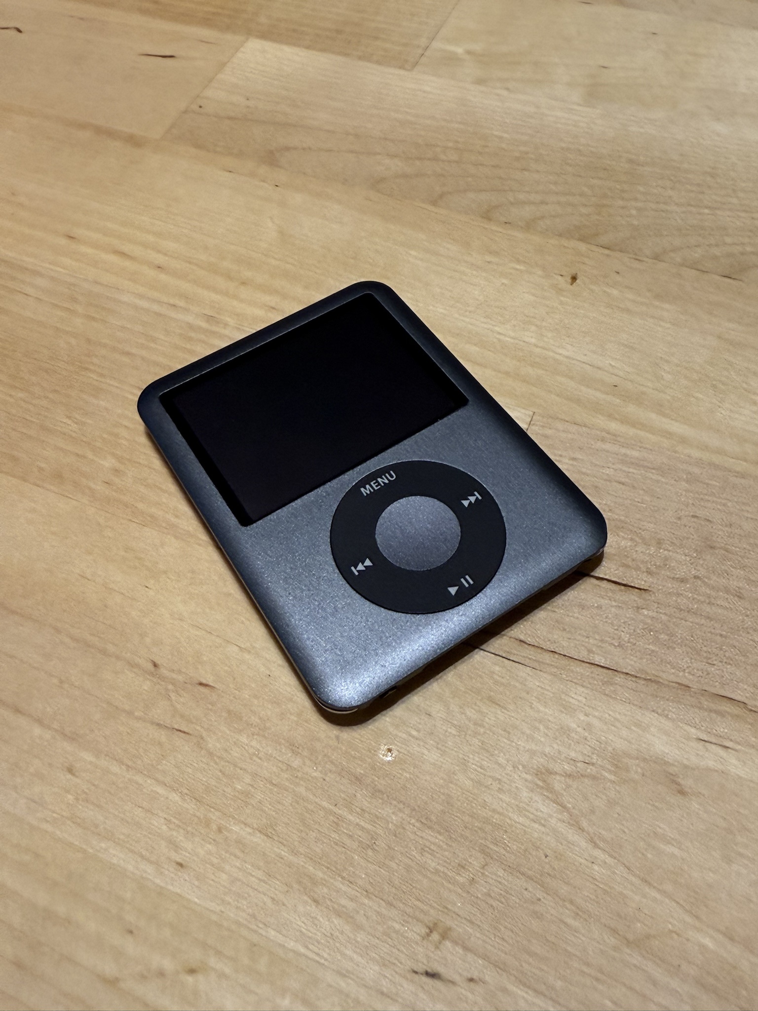 Taptic Mod magic on the classic iPod Nano 3rd Gen