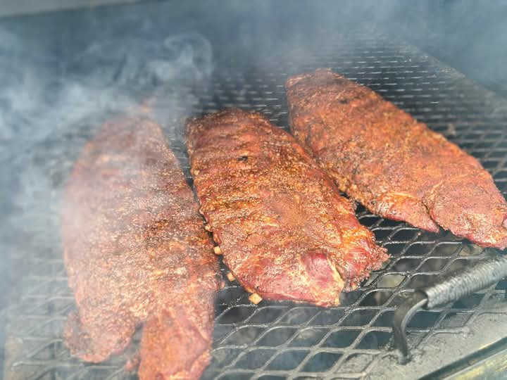 Mouthwatering Ribs Cooked Low and Slow for Presidents Day