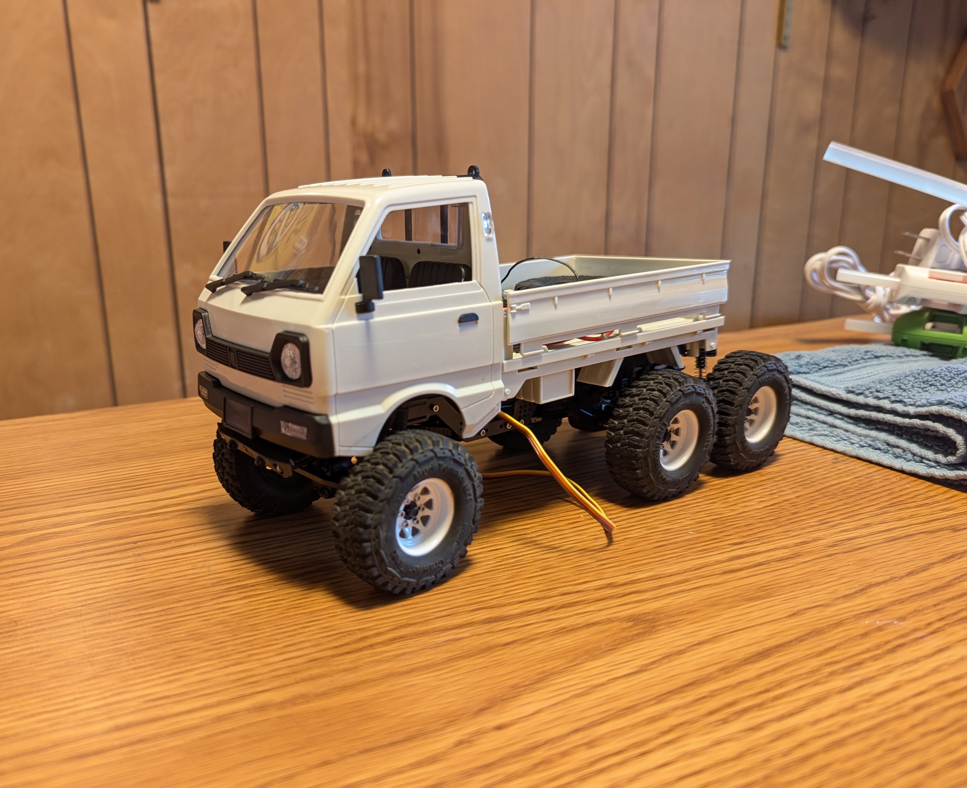 Work in progress: SCX24 6x6 build