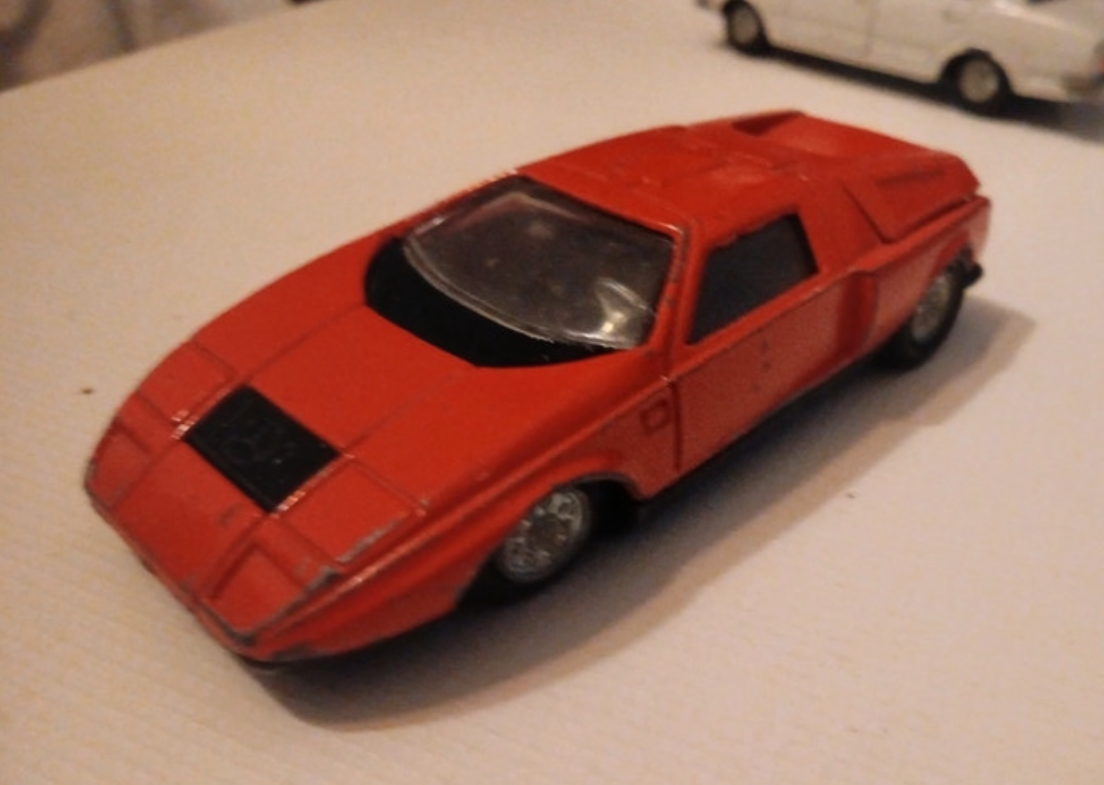 The Classic Mercedes Benz C111 mkI from 1969: A 1/43 Scale Model