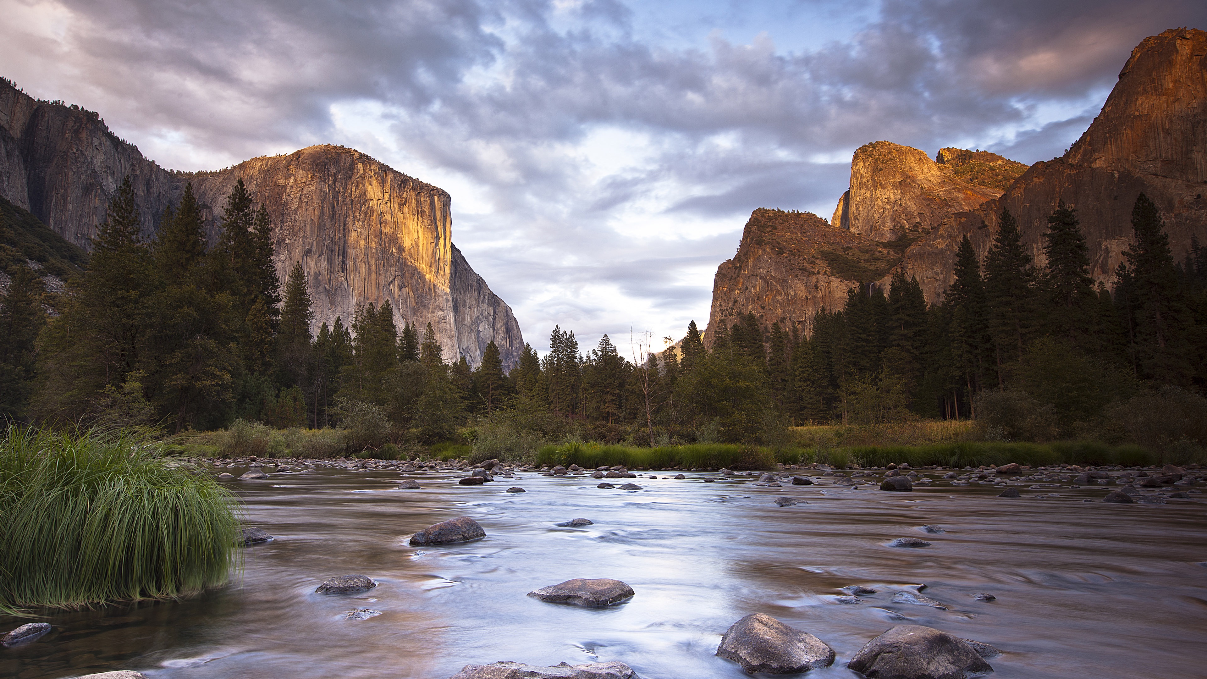 A breathtaking view of a famous valley