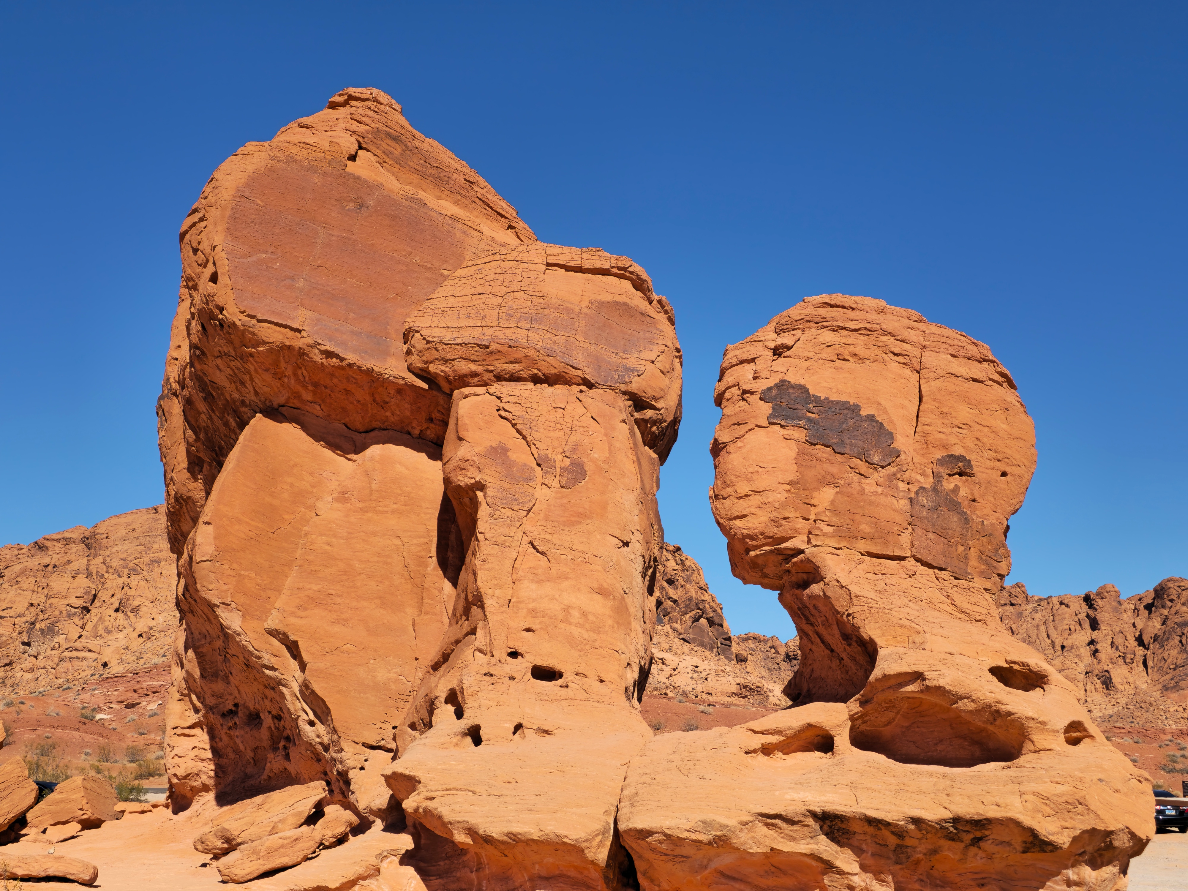 Exploring the Seven Sisters in Nevada's Valley of Fire