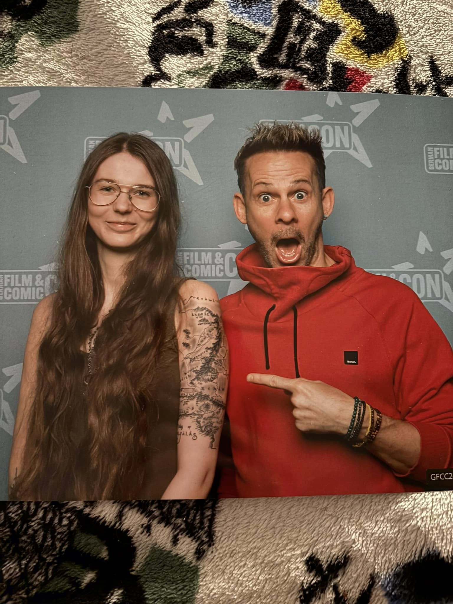 When a girl shows off her Middle-Earth map, Merry's priceless reaction steals the show.