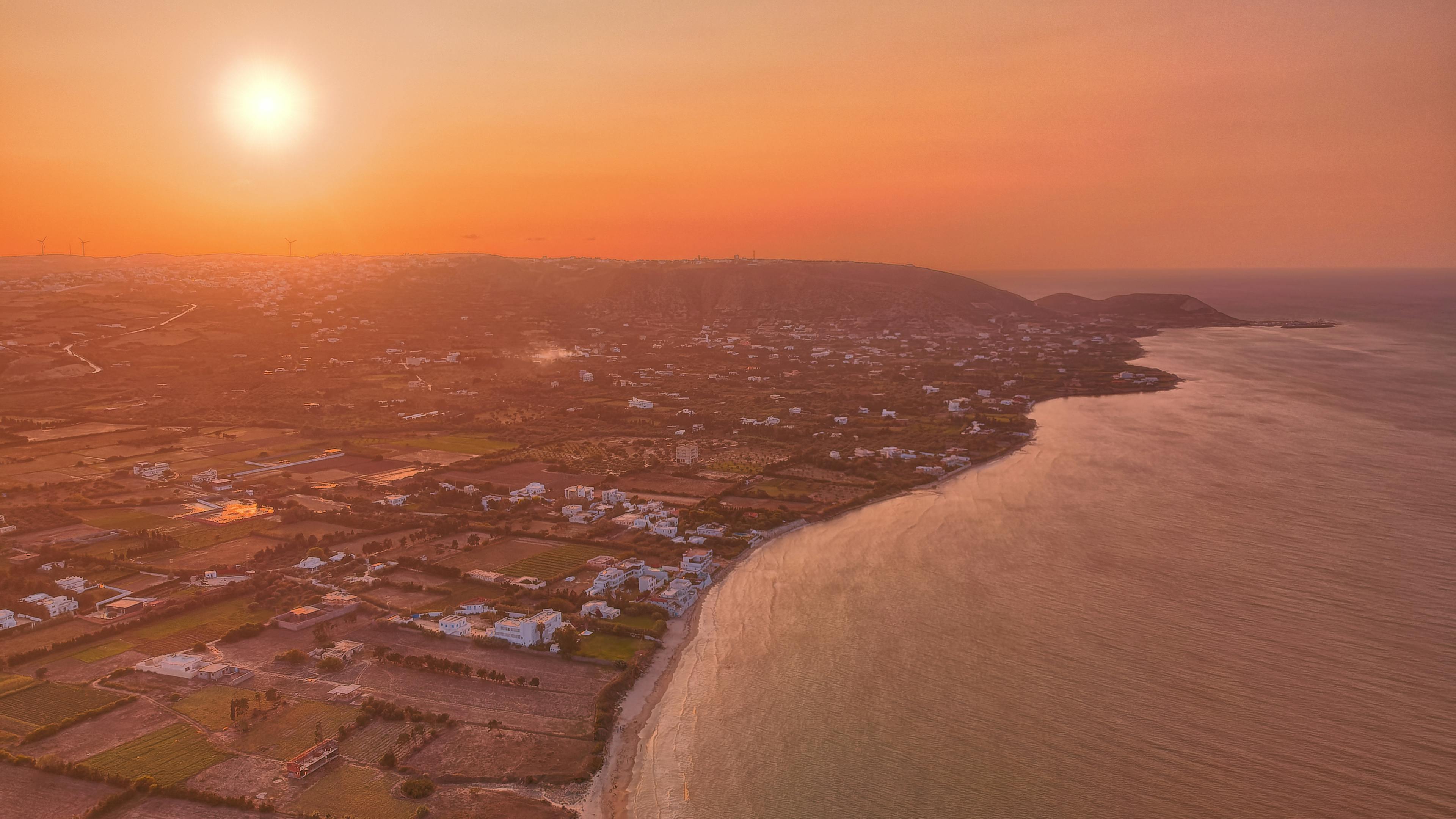 Breathtaking Tunisian Coastline Bathed in Sunset