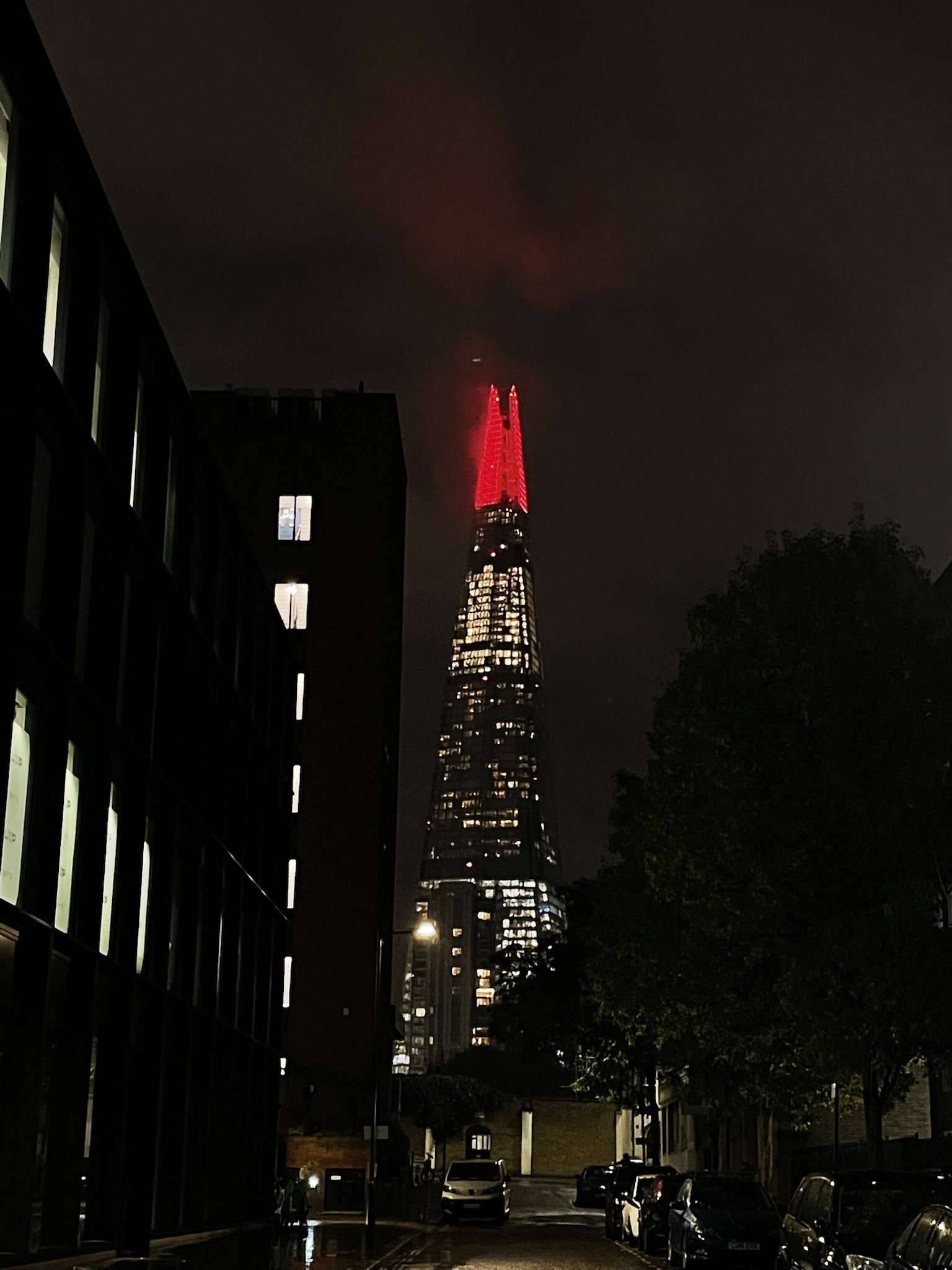 Could It Be Because I'm a True Londoner? (Sauron)
