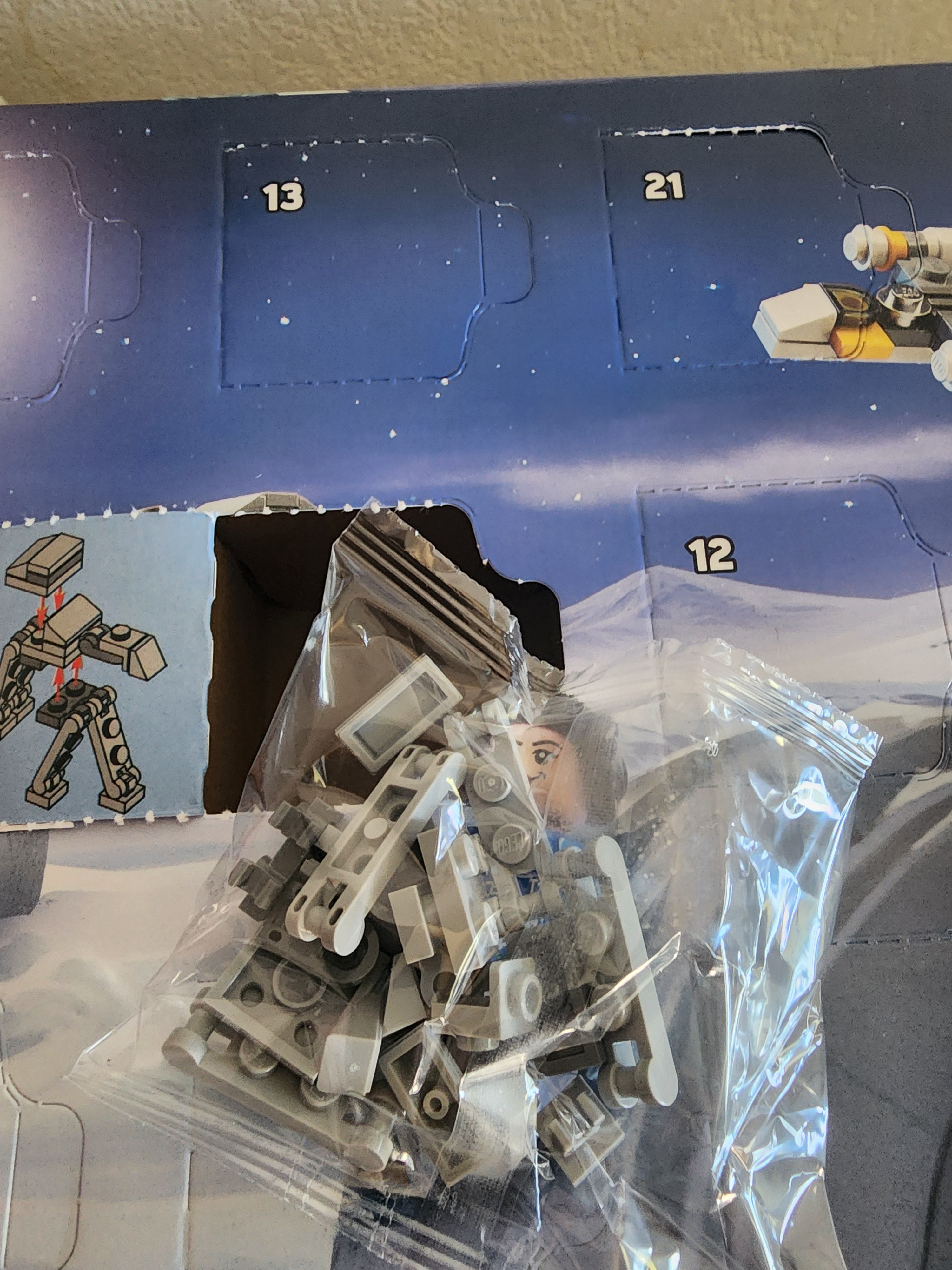 Star Wars Lego Advent Calendar: Day 5 Unveiled!