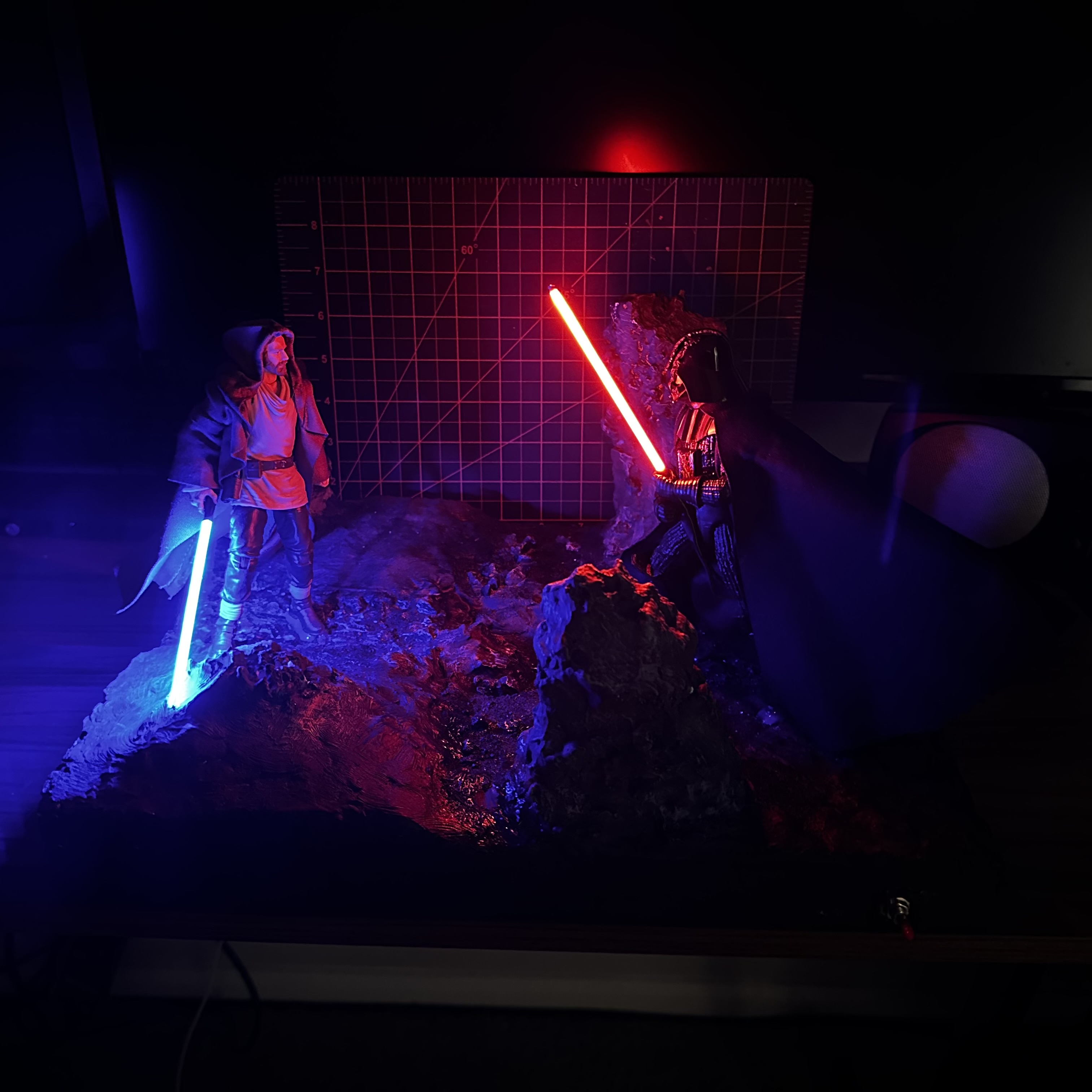 Epic showdown: Obi-Wan vs Vader diorama!