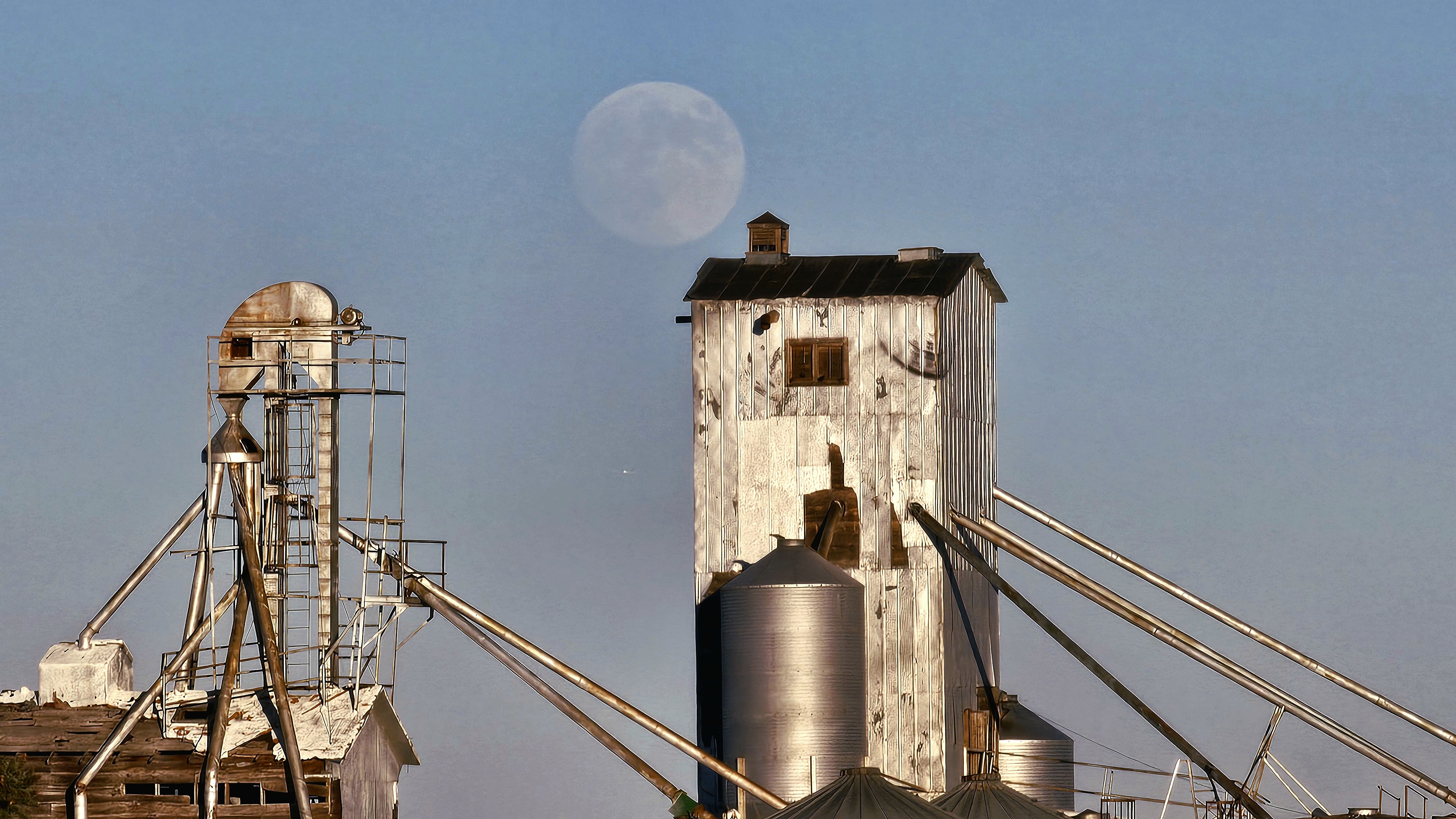 The Enchanting Super Moon Shining Bright