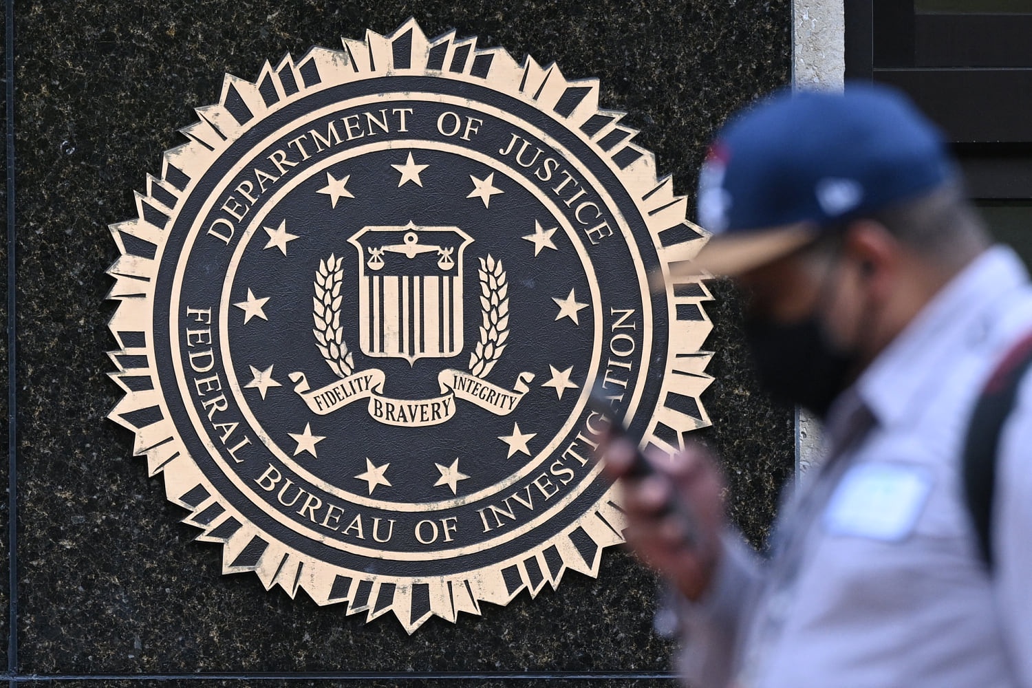 Urgent Call from U.S. Officials: Protect Yourself with Encrypted Apps Amid Cyber Threats
