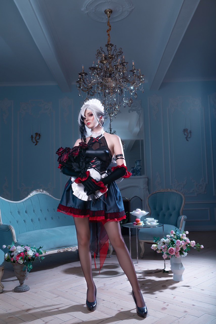 Incredible Maid Arlecchino Cosplay from Genshin Impact