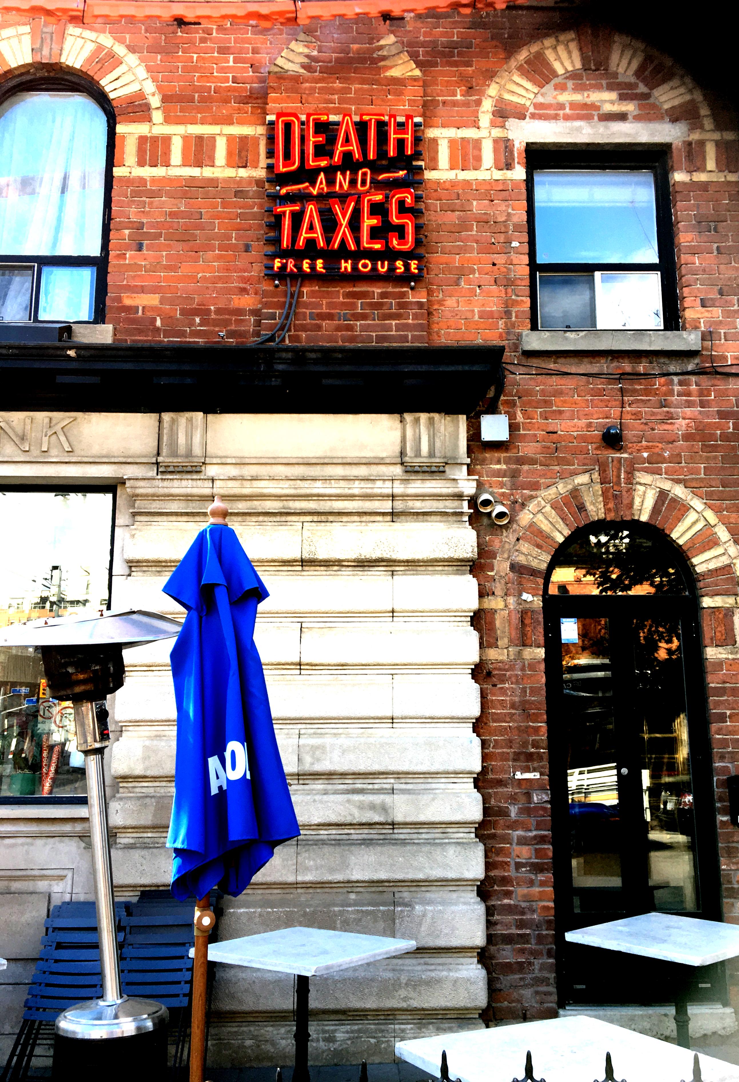 Exploring Queen Street West in Toronto
