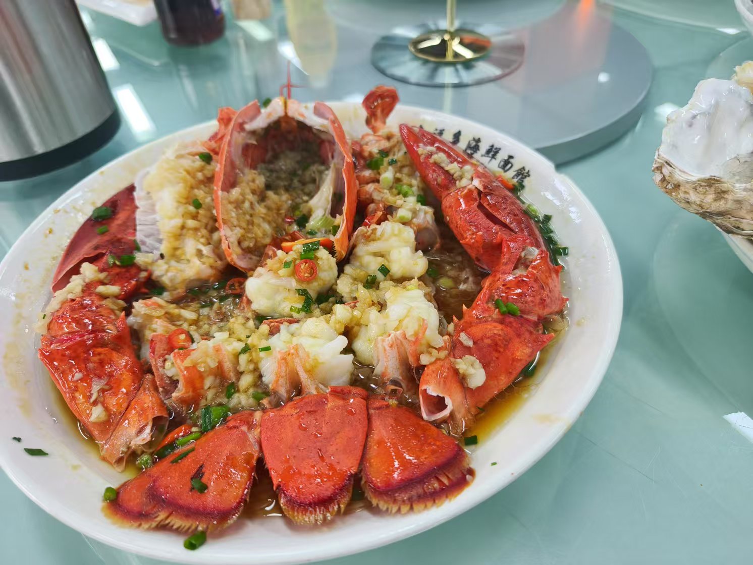 Exploring the Rich Seafood Cuisine of Shanghai