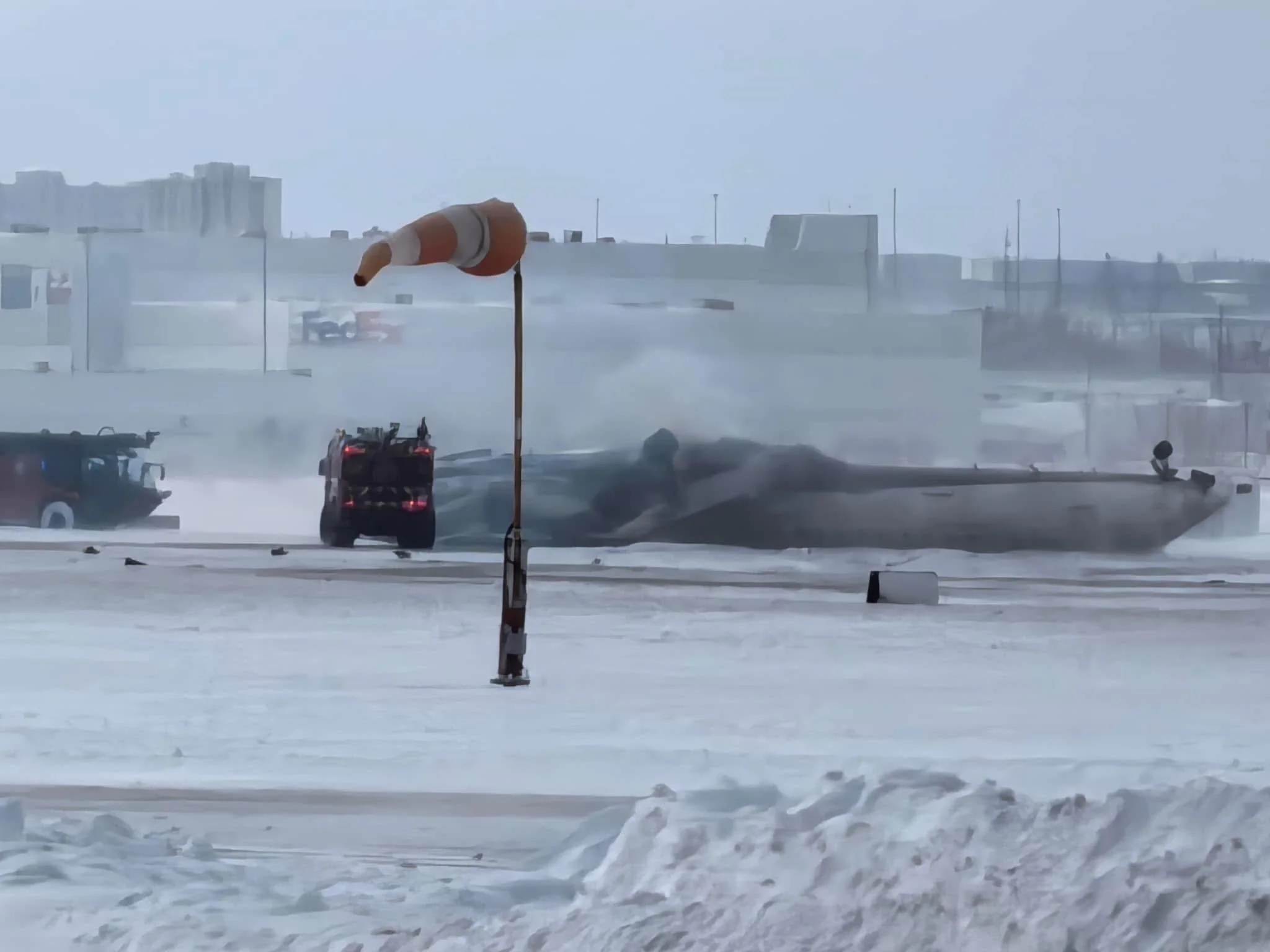 Incredible Delta CRJ-900 Flight Incident at Toronto Pearson Airport