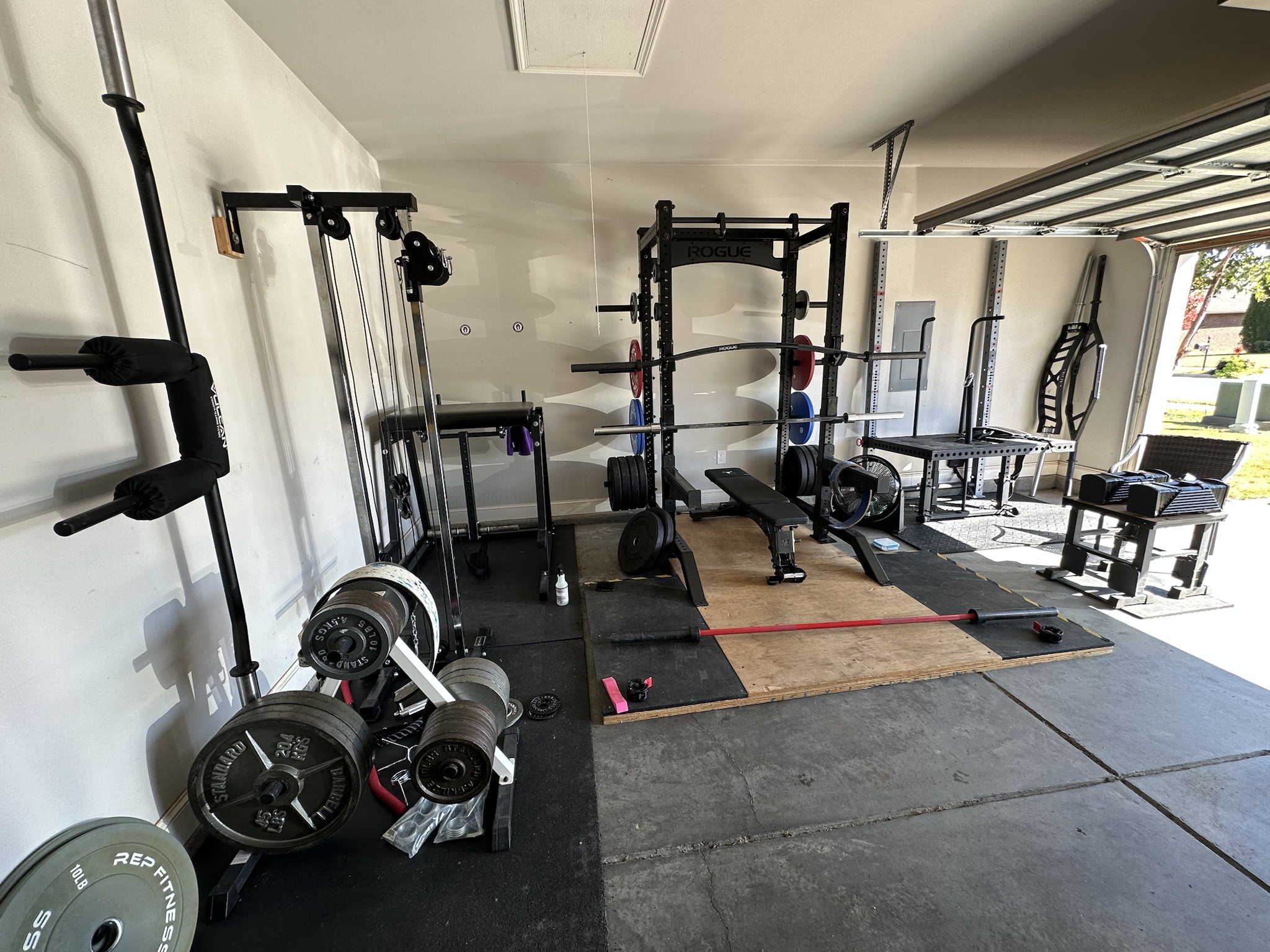 Transforming Half a Garage into a Home Gym