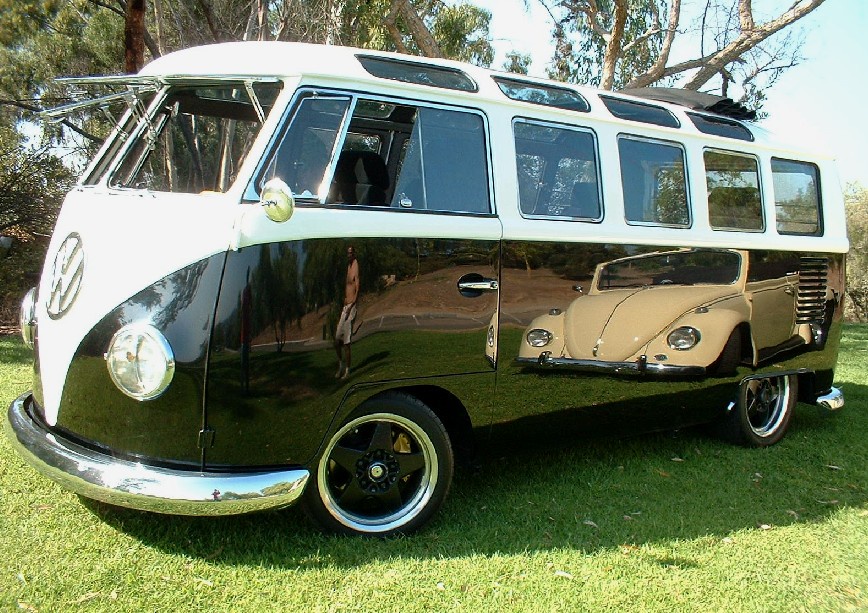 Captivating Simplicity: The Art of Reflections