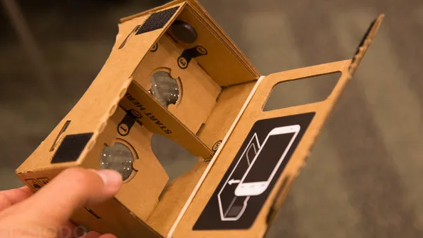 Diving into the World of Virtual Reality