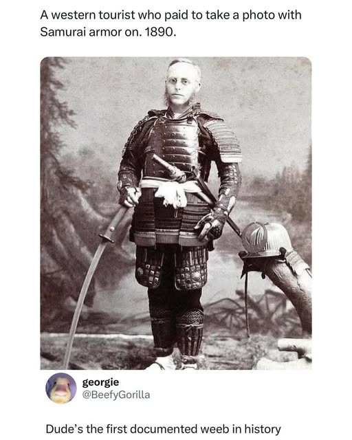 The First LARP Cosplay Weeb in Action!