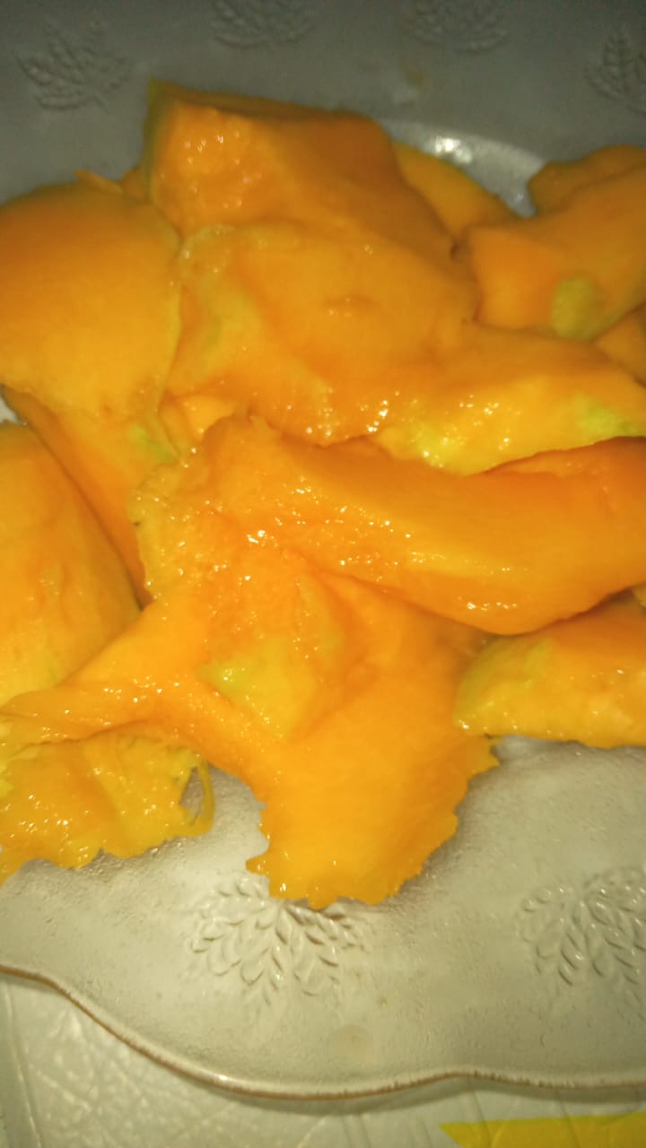 Deliciously Sweet Mango Moment