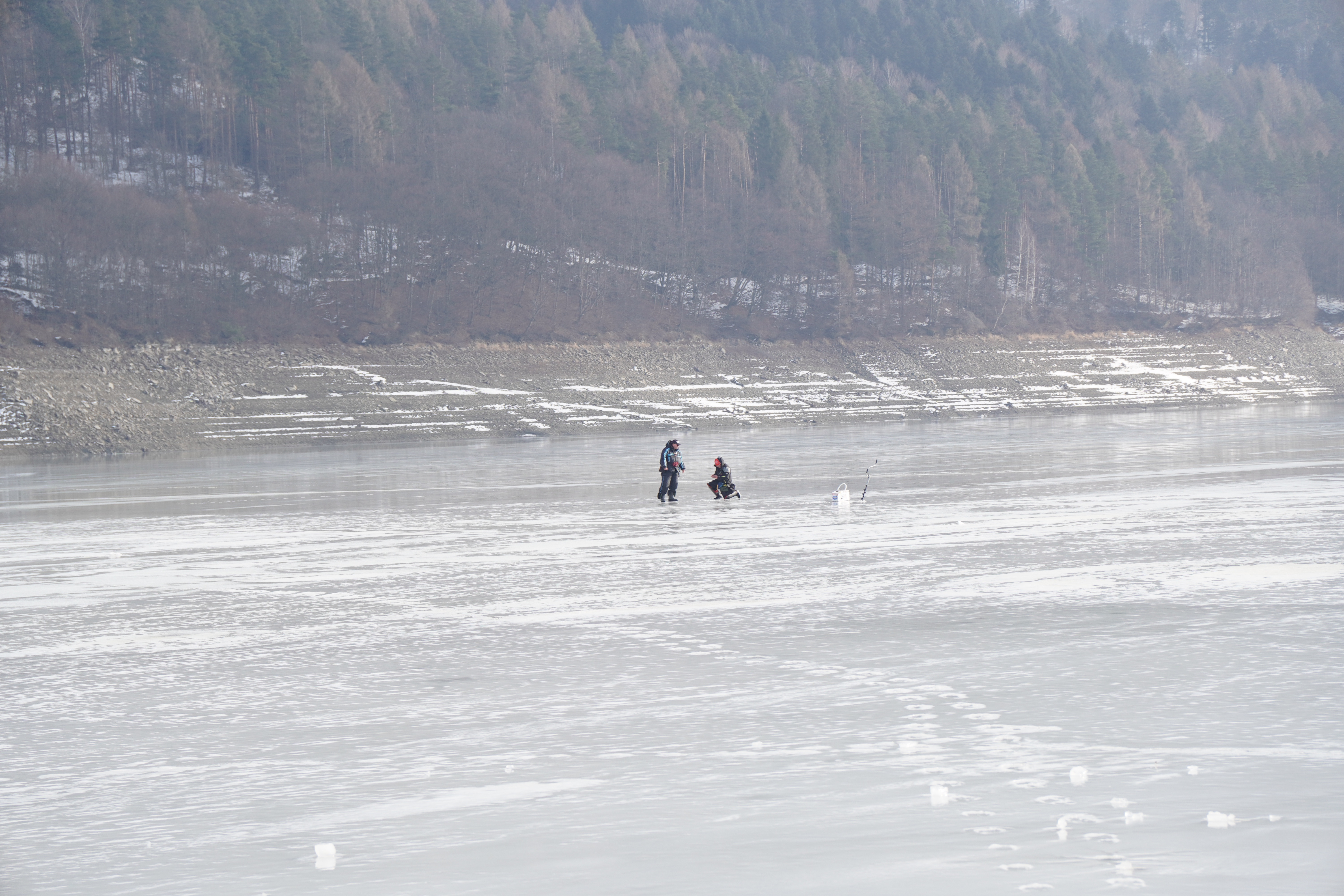 Ice Fishing: When Anglers Communicate Without Words