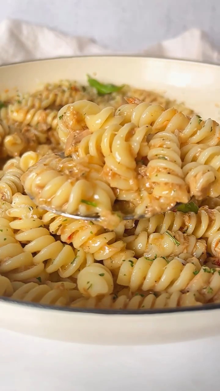 Indulge in the Creamiest Tuna Pasta Recipe