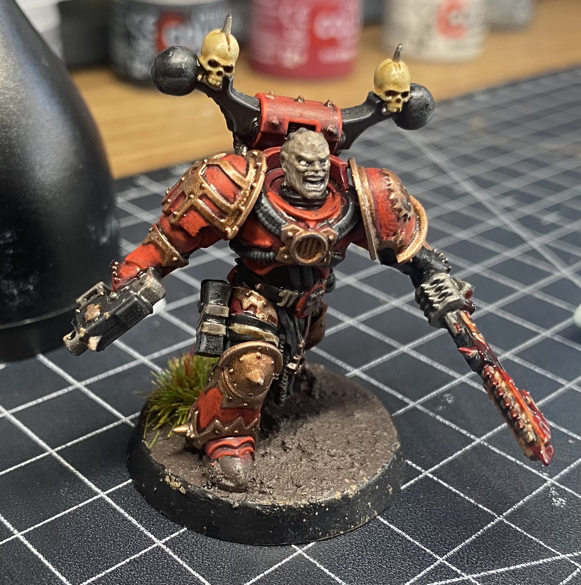 Unveiling my very first World Eaters Berzerker!