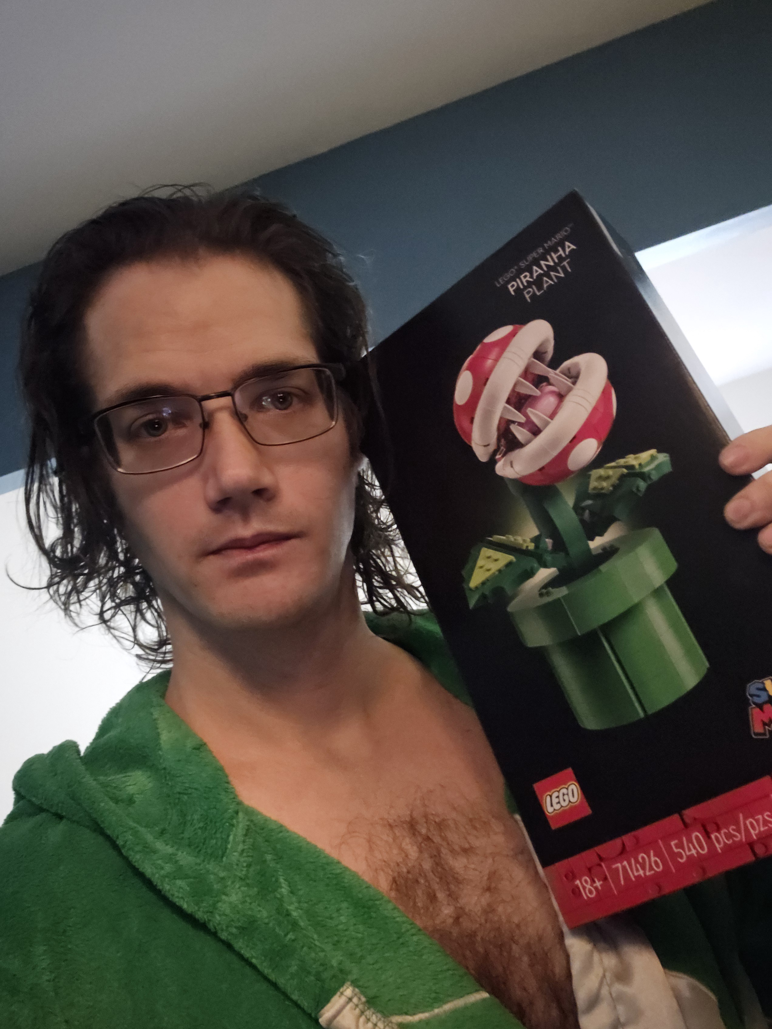 It's Merry Selfie Day, but here's a sad post instead.
