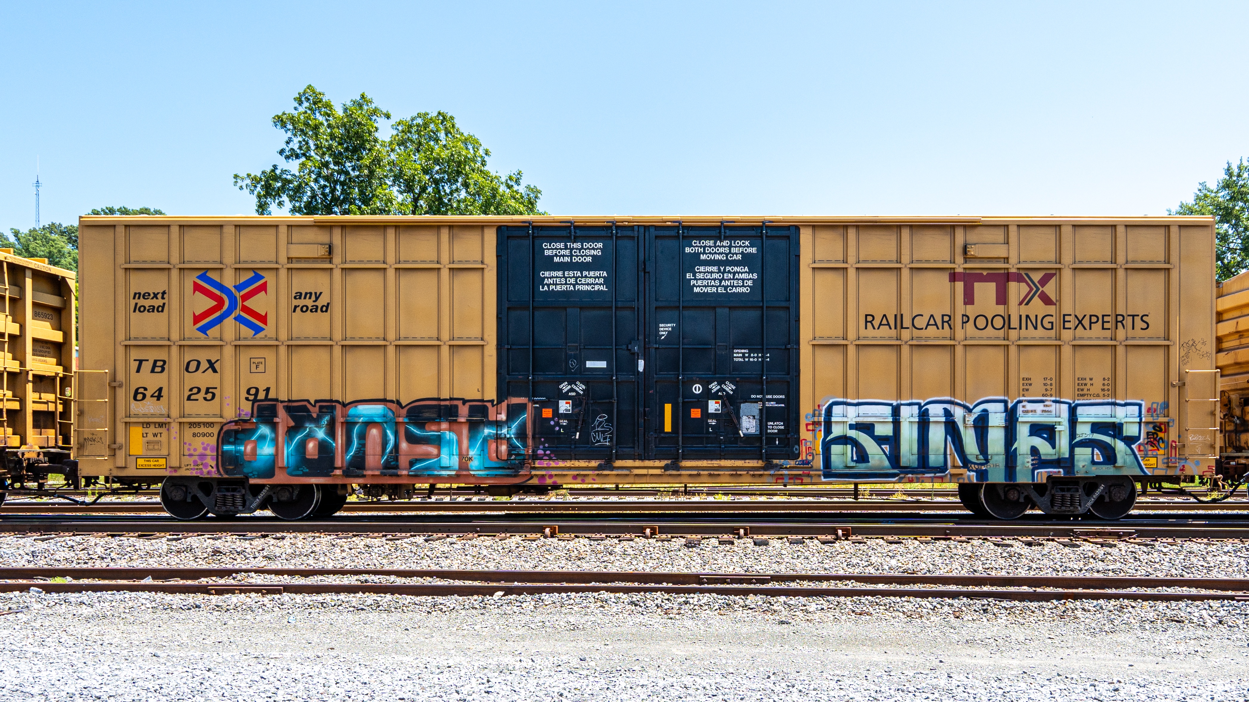 Day 197: Capturing a train car photo every single day