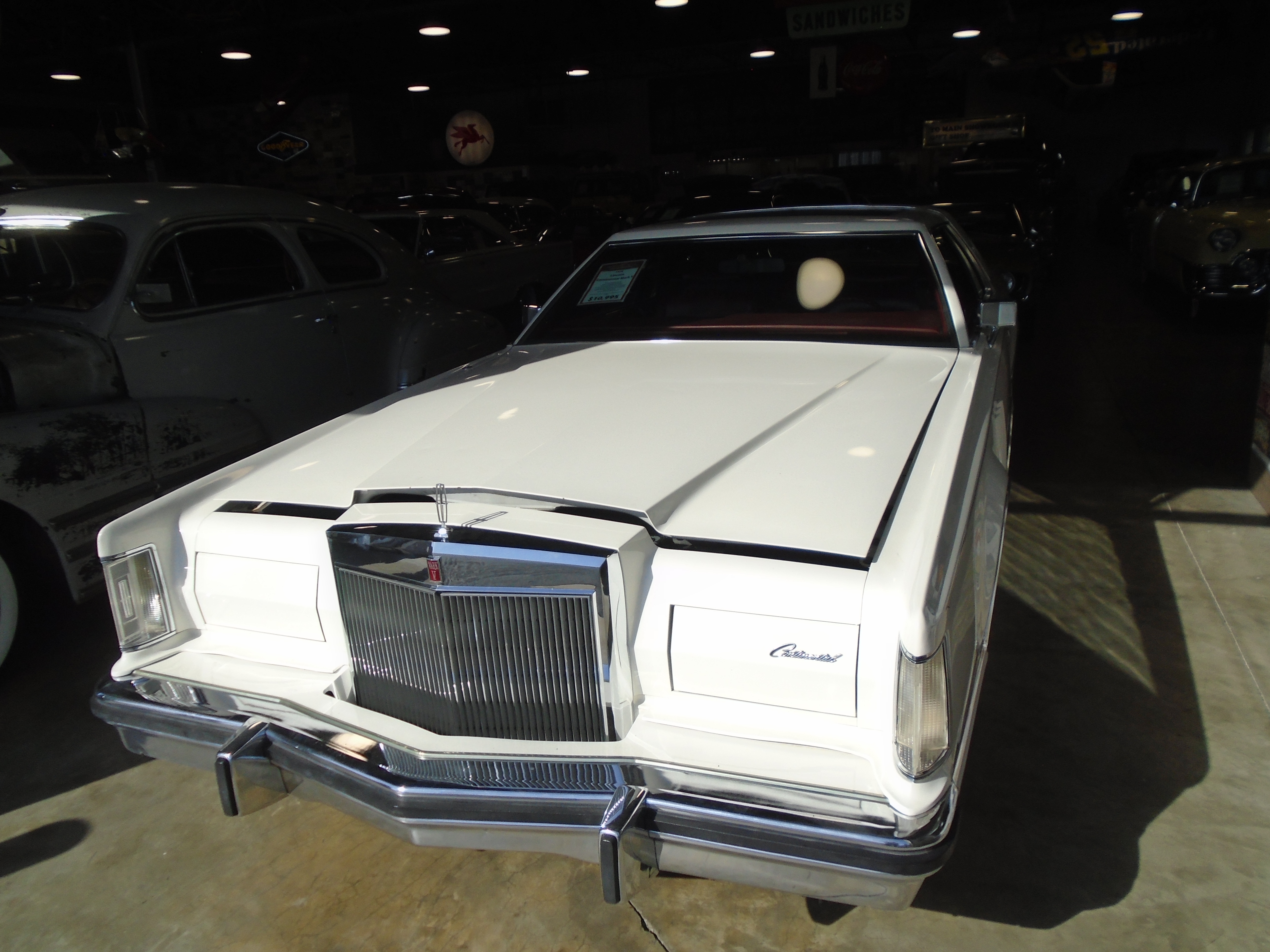 Behold the classic 1978 Lincoln Continental Mark V Hardtop!