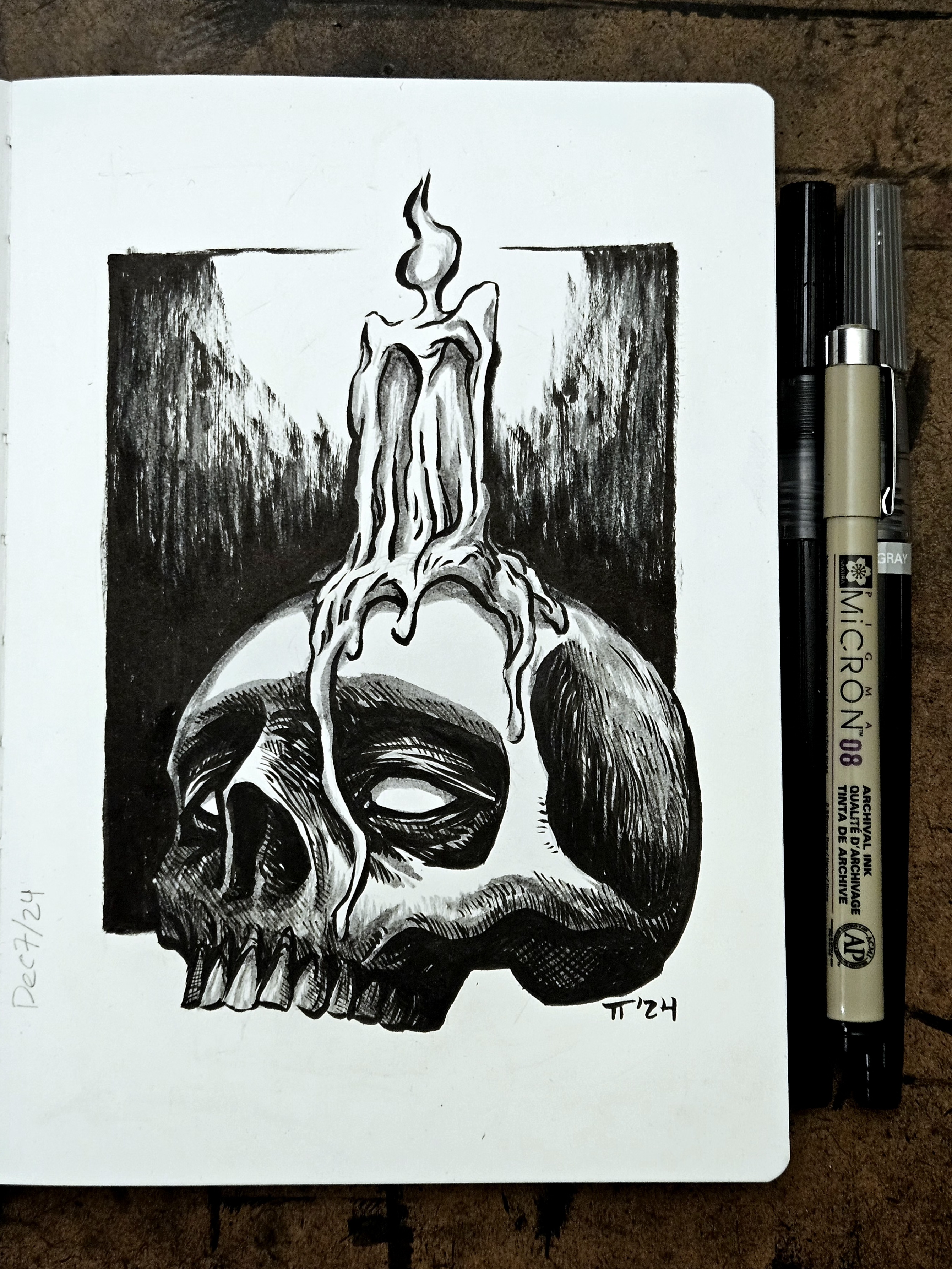 The Classic Candle Skull: A Spooky Touch