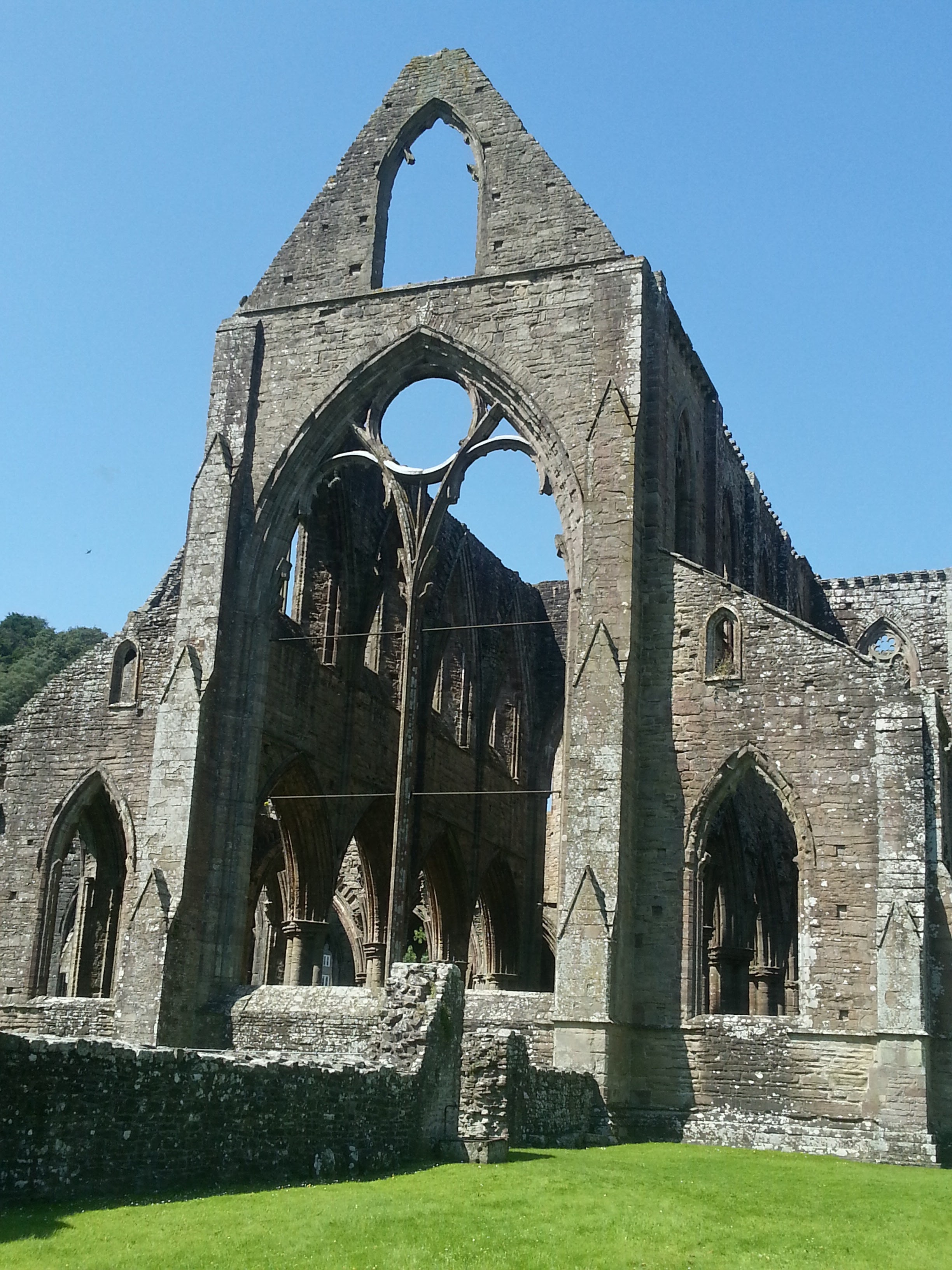Exploring the breathtaking Tintern Abbey on the Welsh-English border