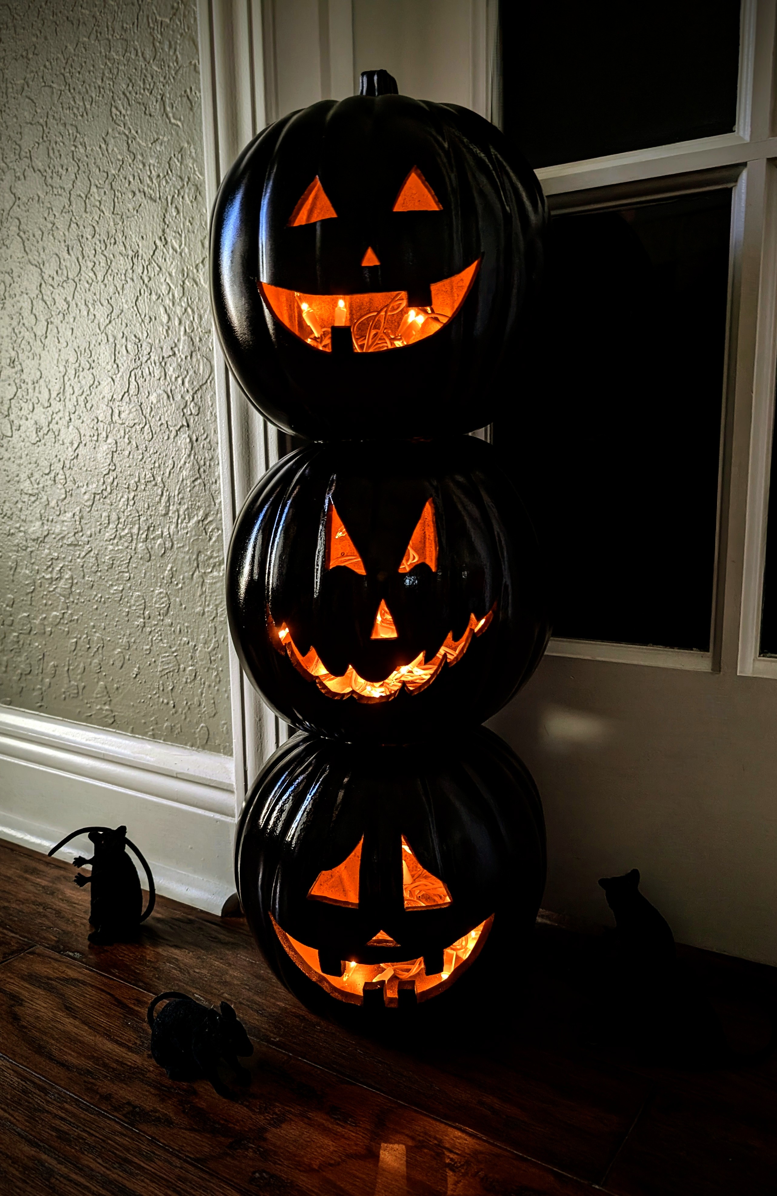 Artistry in Autumn: The Craft of Stacked Pumpkins