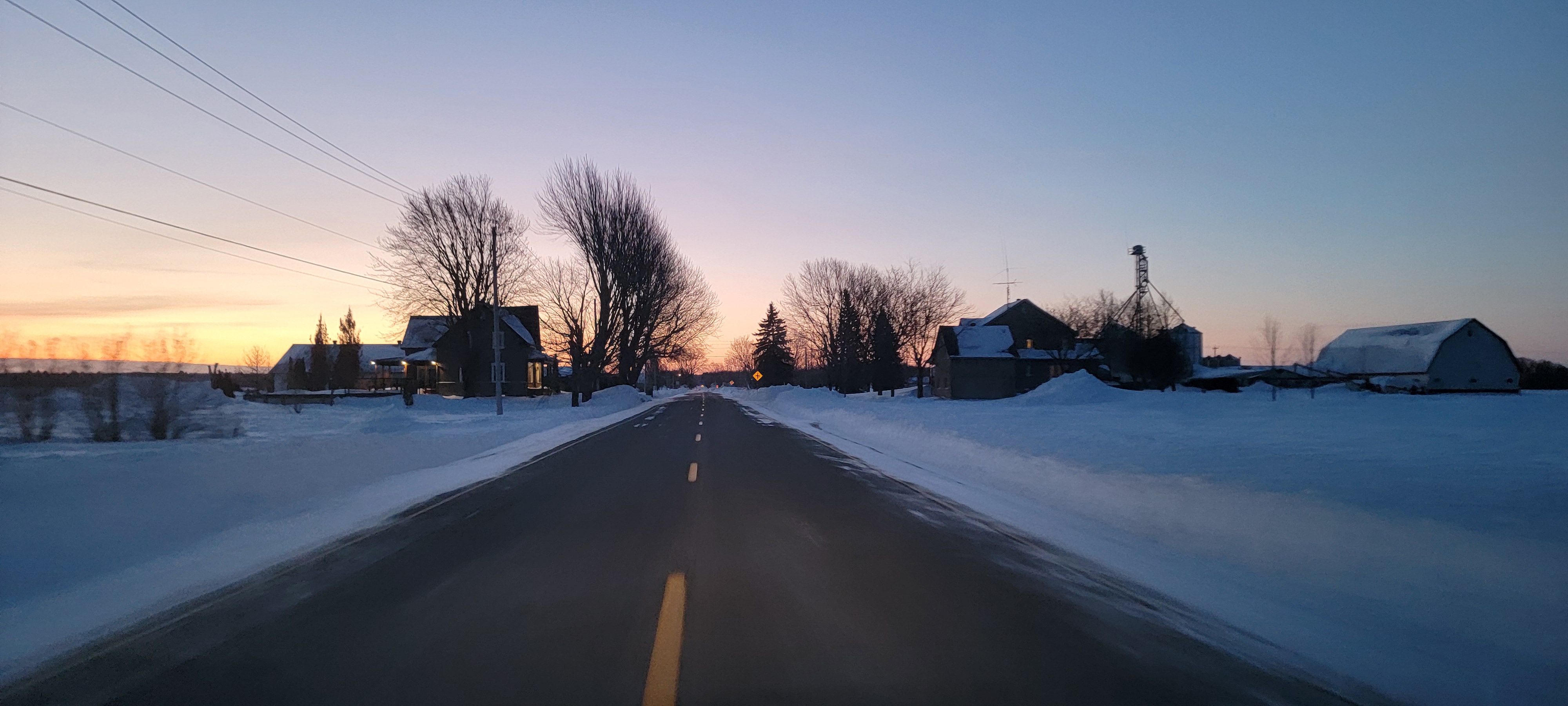 A glimpse into a trucker's daily life (Feb 19, 2025)