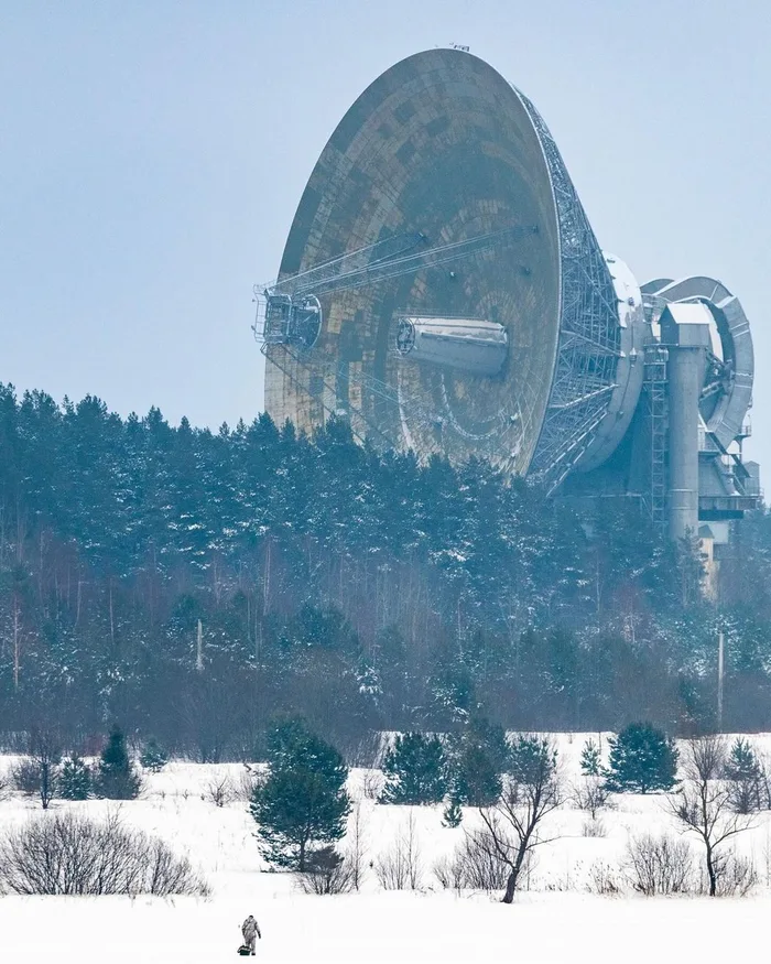 Exploring the Kalyazin RT-64 radio telescope