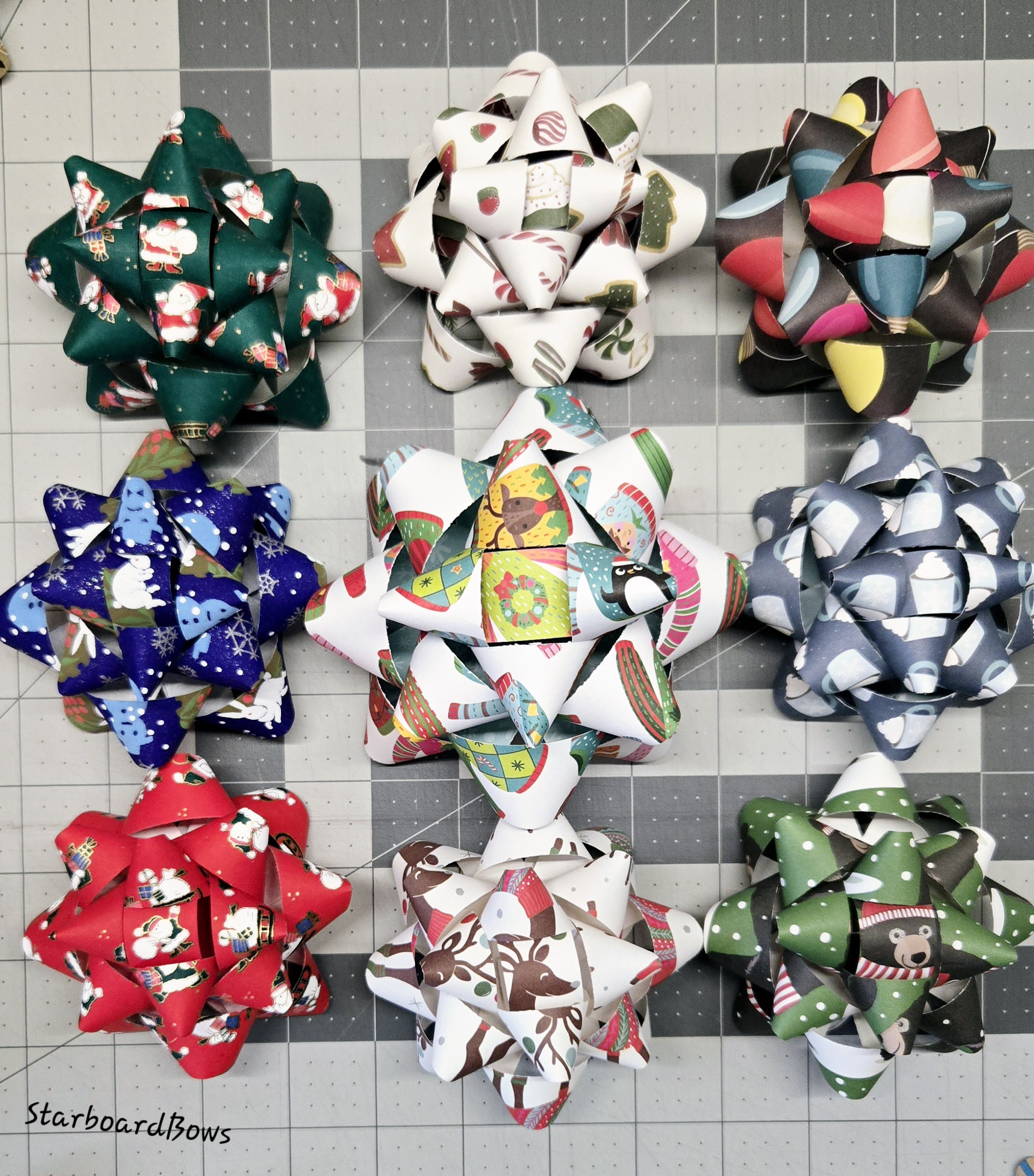 Check Out Today's Festive Batch of Christmas and Holiday Bows!