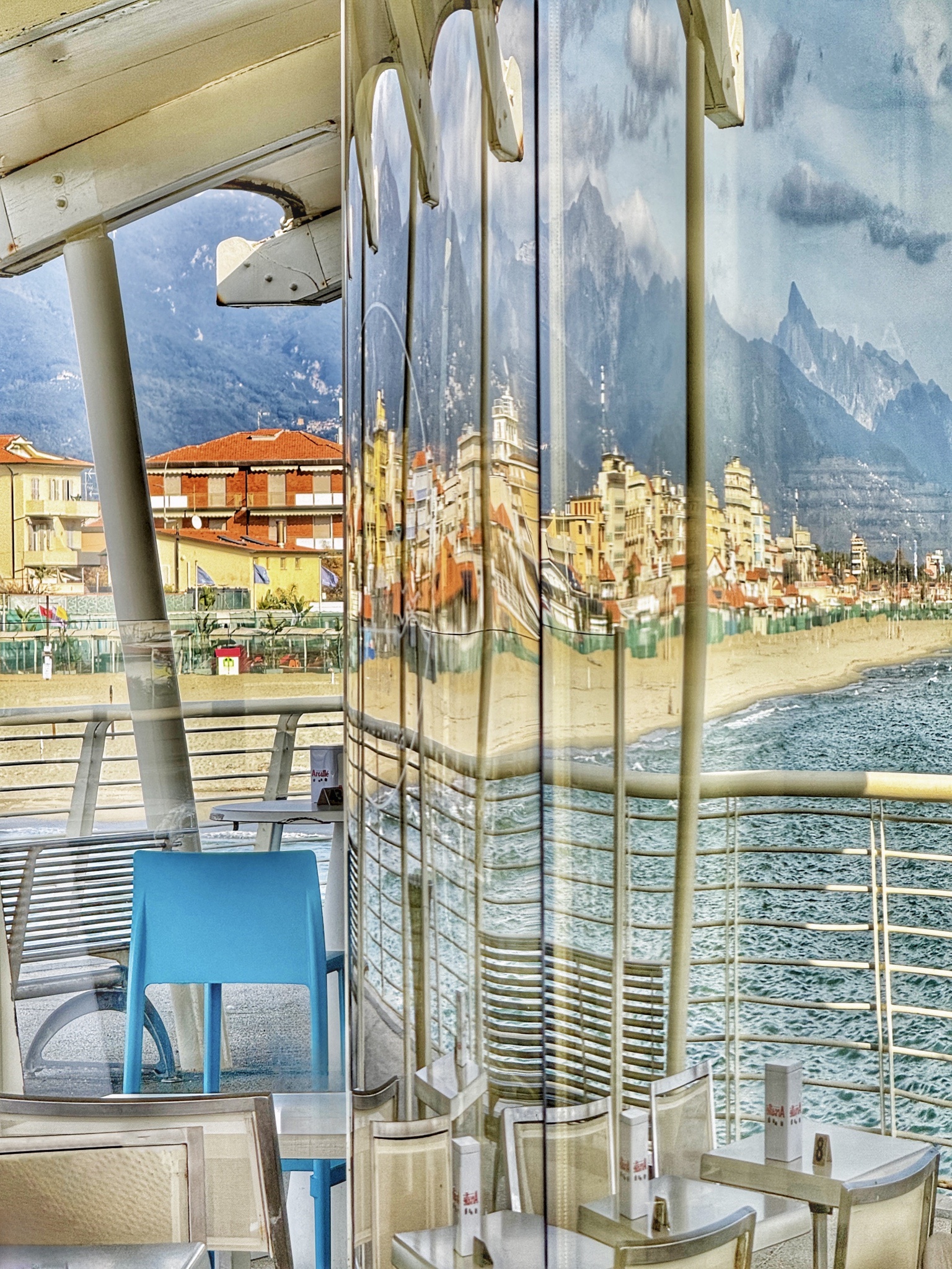 Exploring Versilia