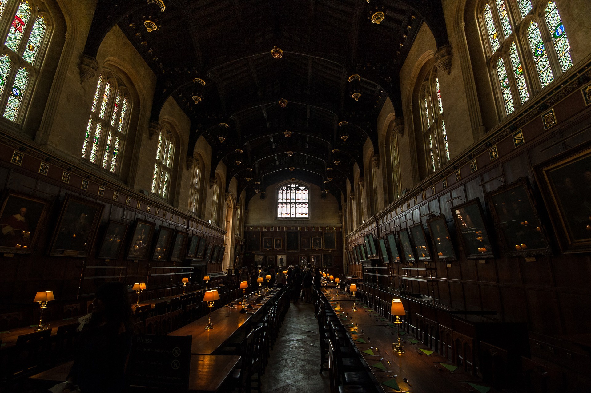 Welcome to the magical Harry Potter cafeteria