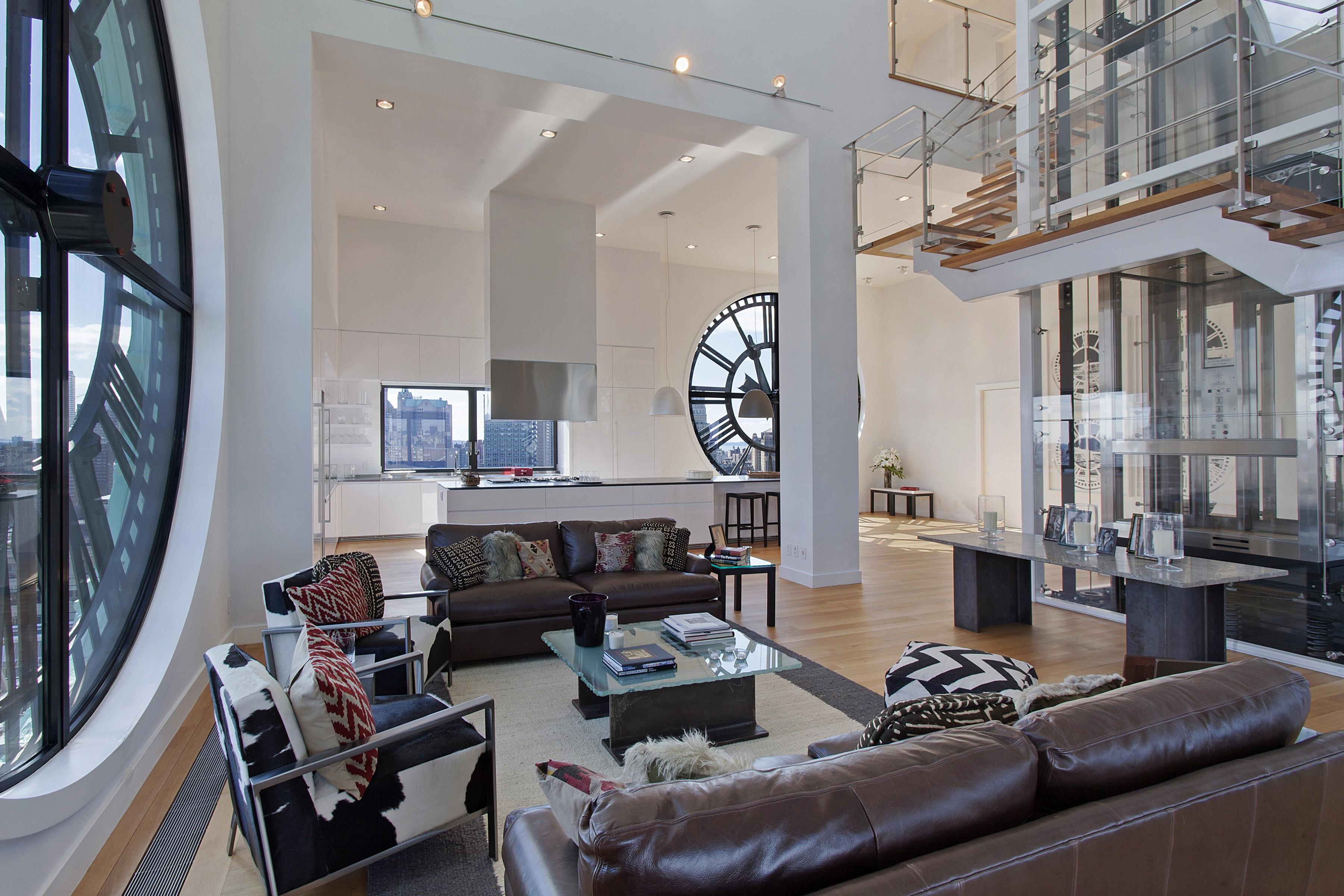 Stunning Clocktower Penthouse Views in Brooklyn