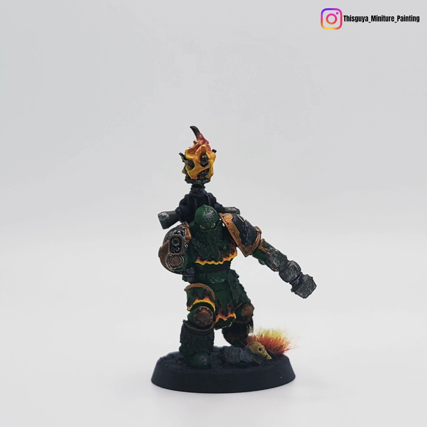 Just wrapped up painting a Delegatus for my Salamanders! This year, I'm determined to get a ton of my Horus Heresy Salamanders finished!