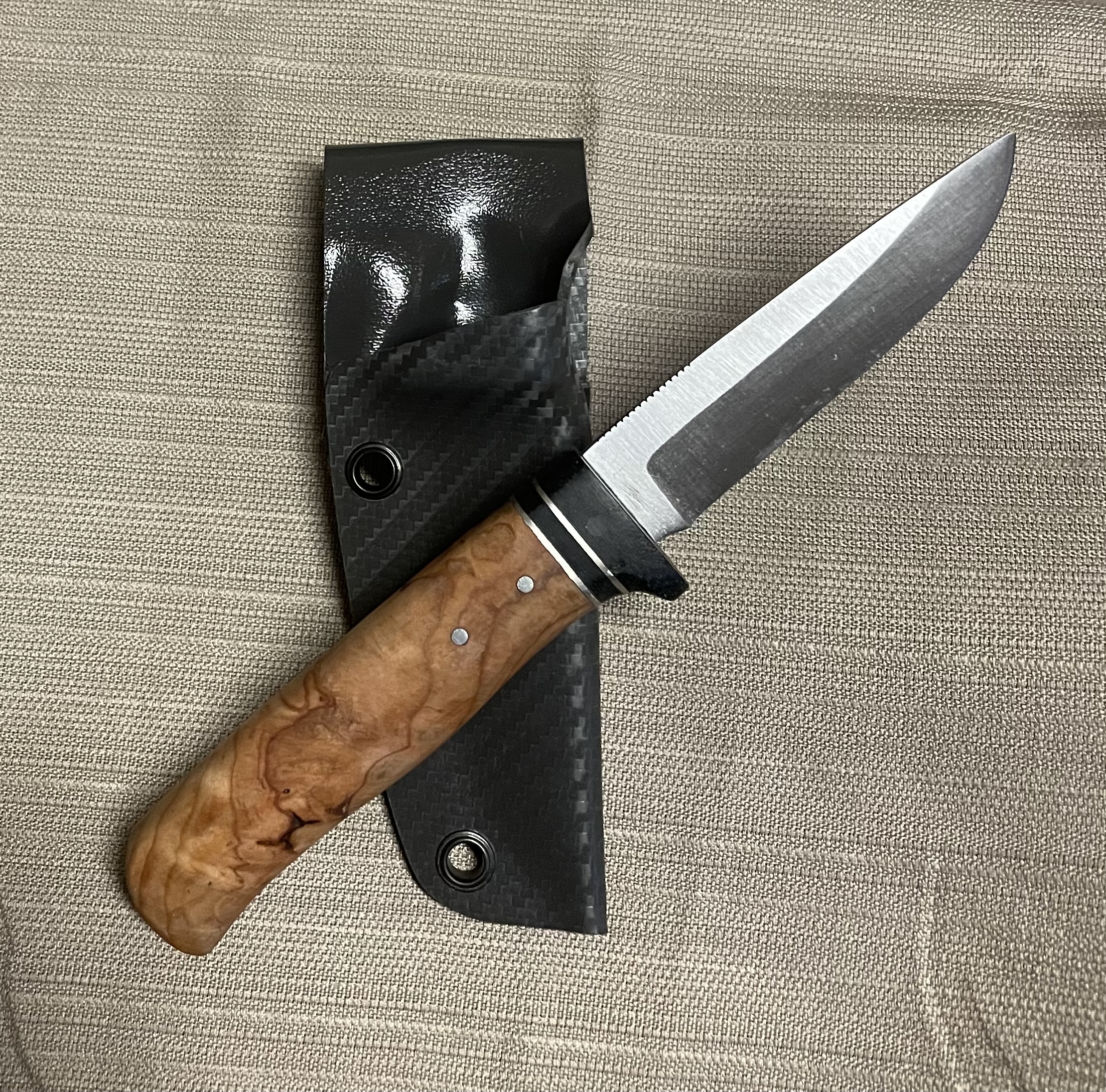 Essential EDC Knife: Your New Best Friend!