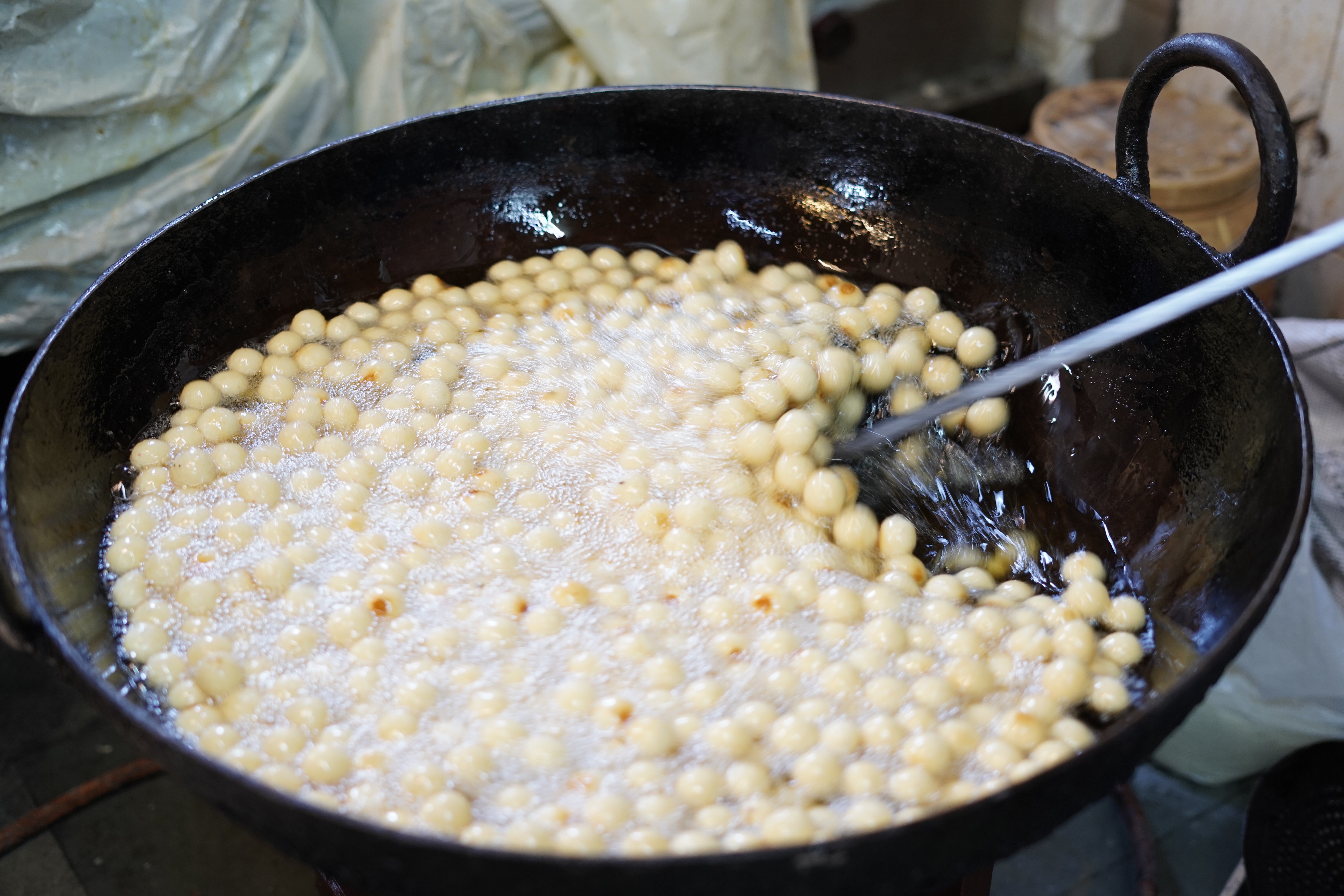 The Art of Rossogolla: Traditional Bengali Delicacies