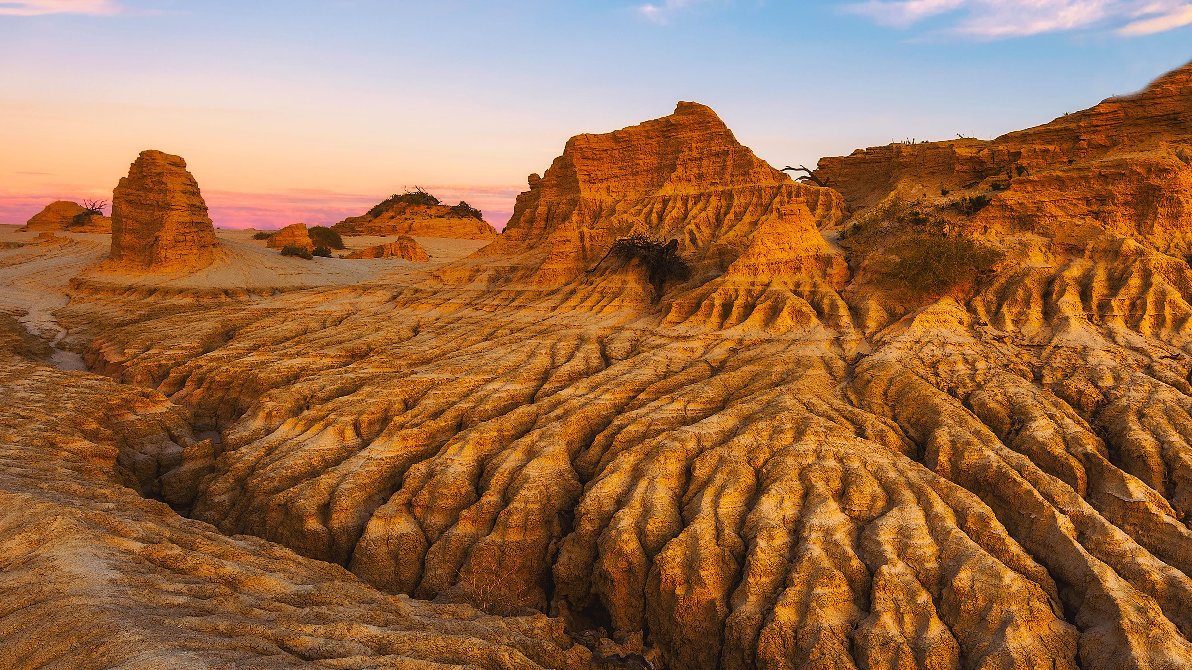 Exploring the Arid and Ancient Landscapes