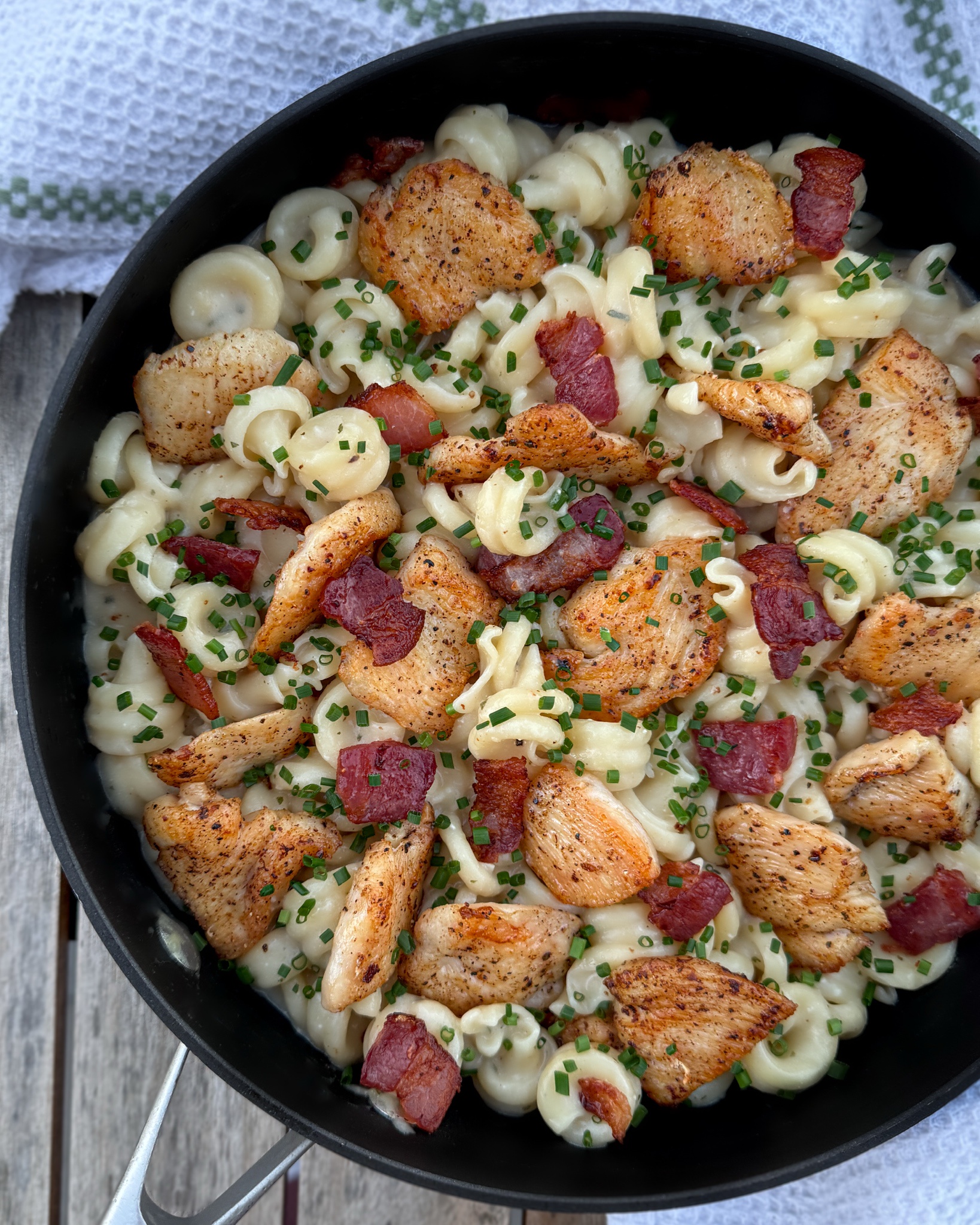 Deliciously Homemade Chicken Bacon Ranch Pasta Recipe