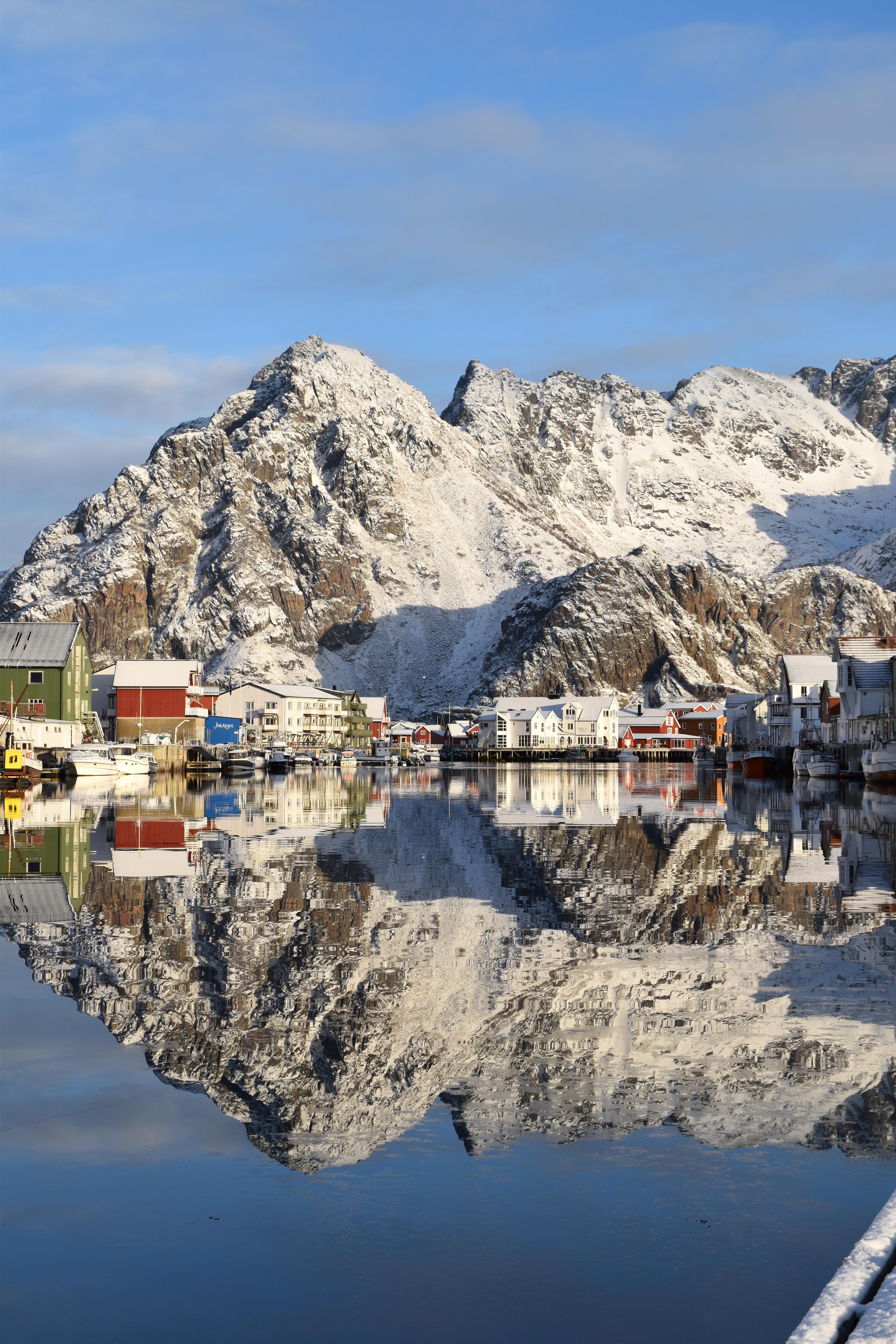 Exploring the Enchantment of Henningsvær