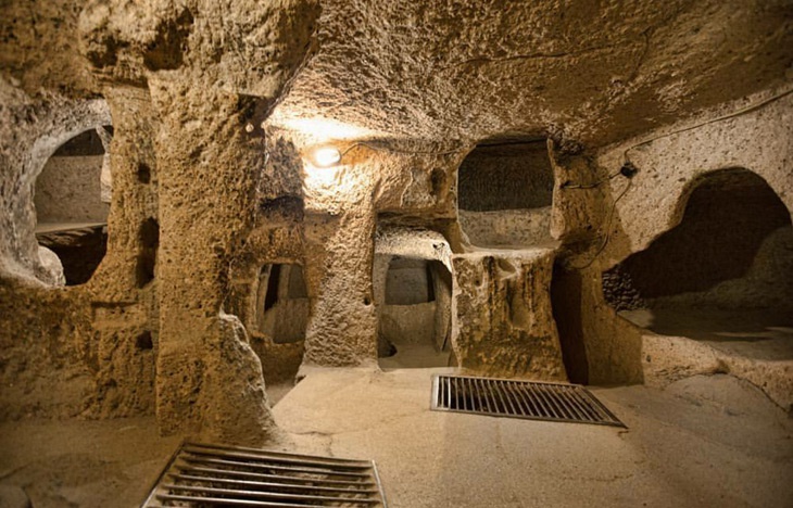Discovering the Enigmatic Hidden City of Noushabad