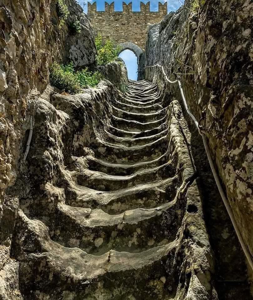 Exploring the Enigmatic Sperlinga Castle in Sicily