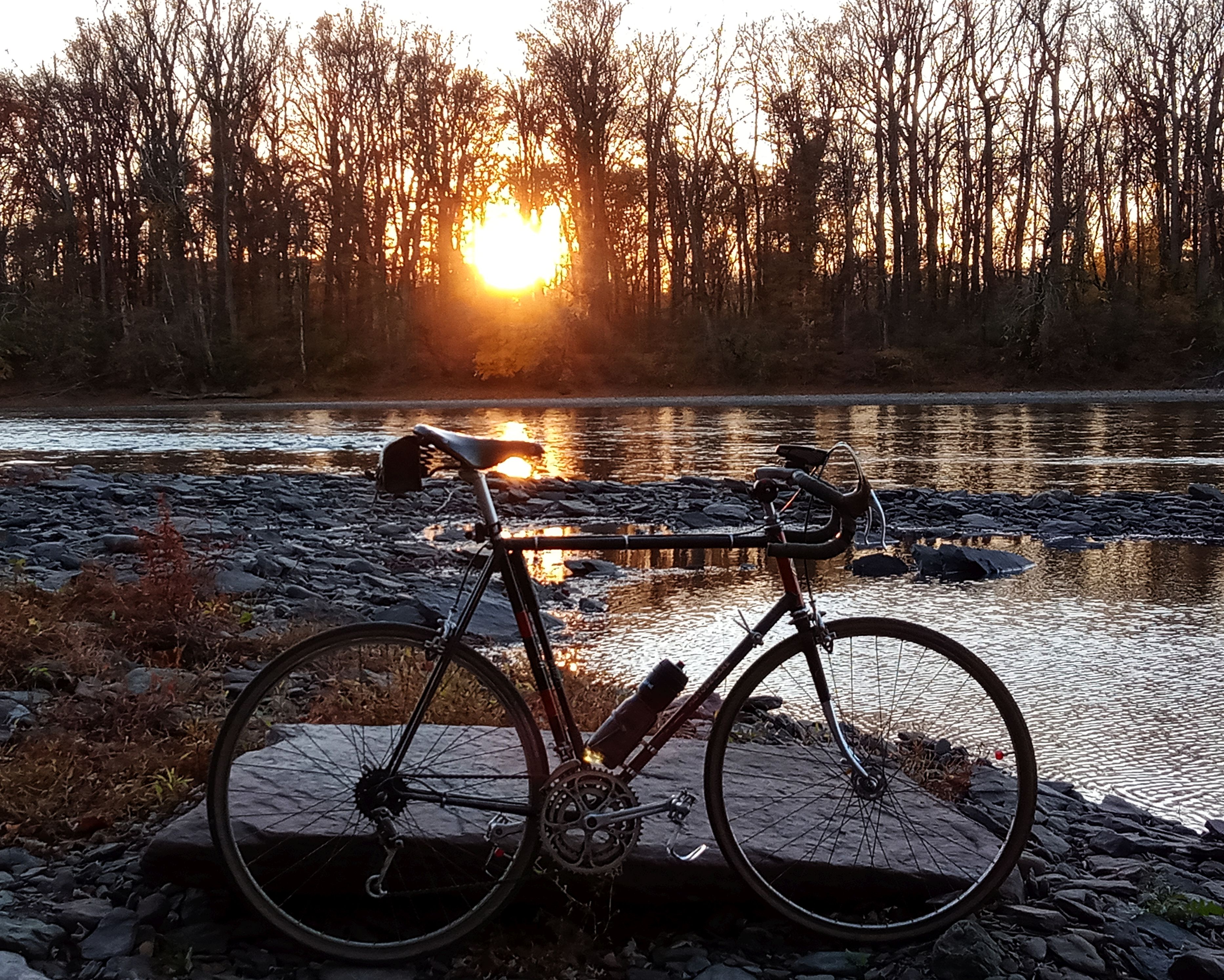 Capturing the Magic of a Delaware River Sunset
