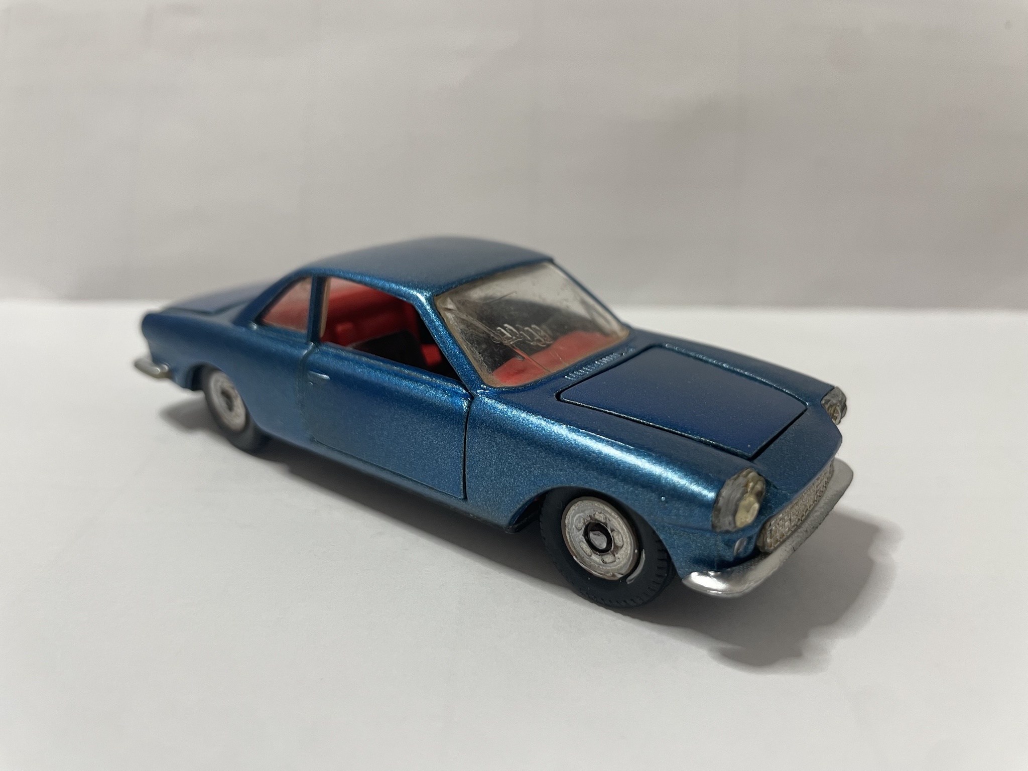 Siata Coupé 1500: A Classic from Politoys 1/43