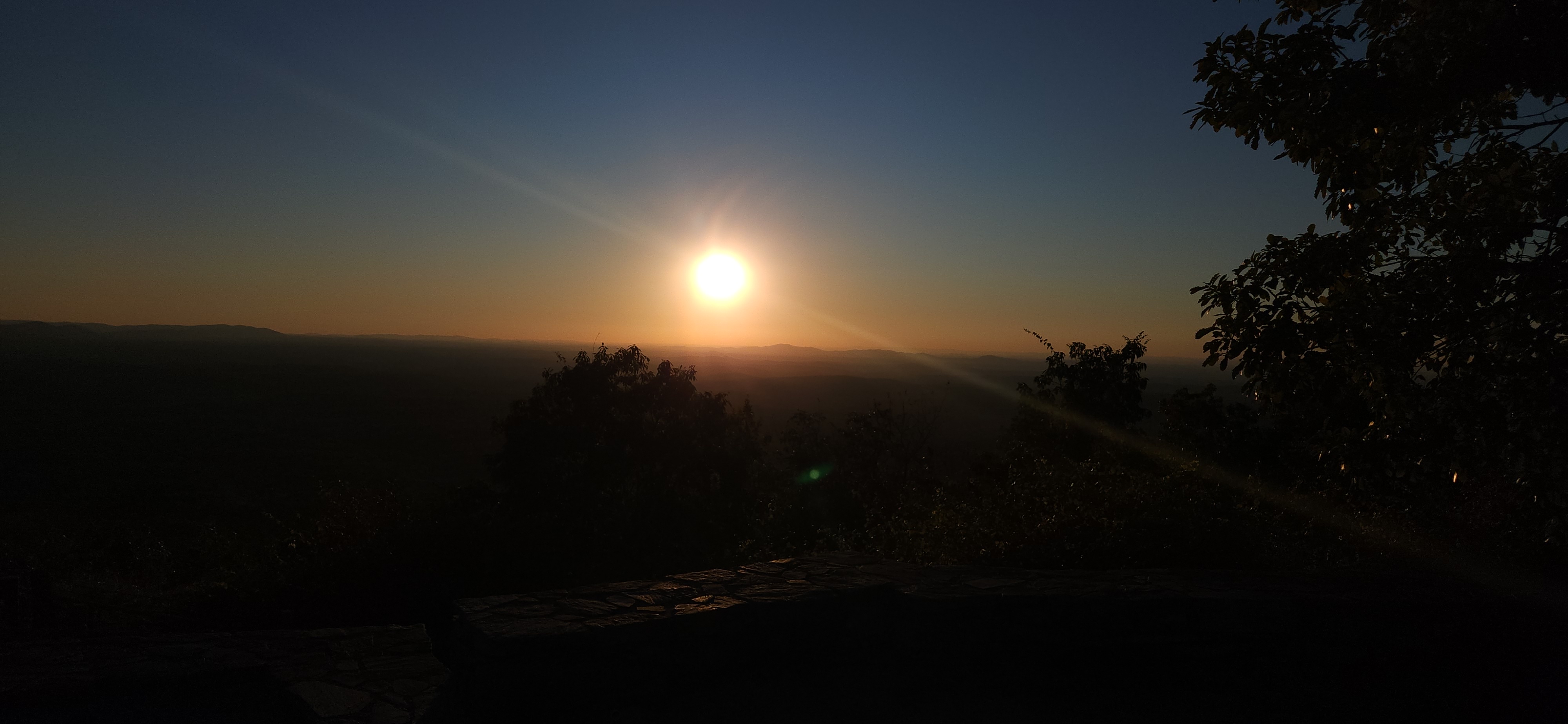 Breathtaking Sunset Over the Horizon